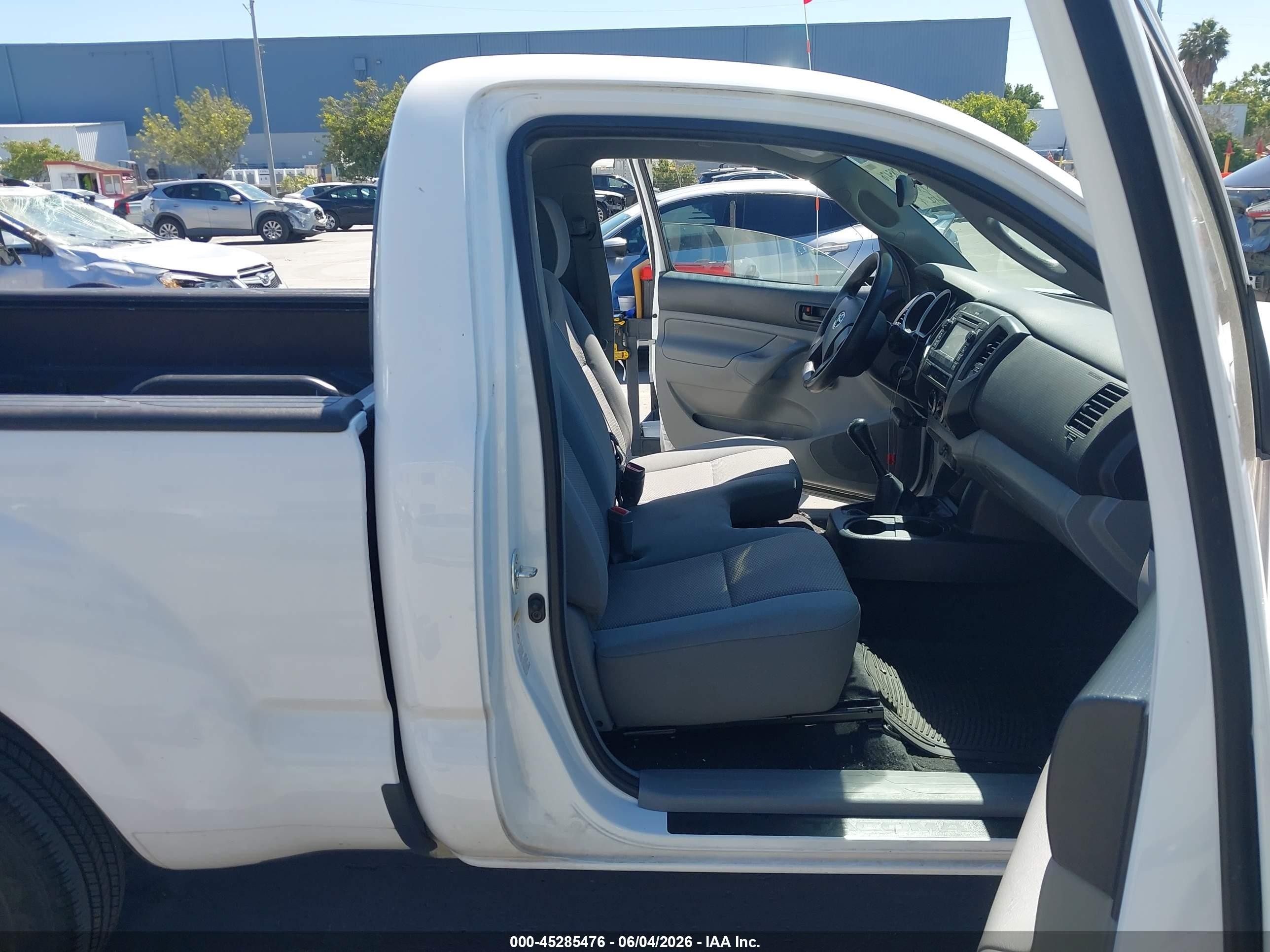 2013 Toyota Tacoma Белый vin: 5TFNX4CN5DX024808