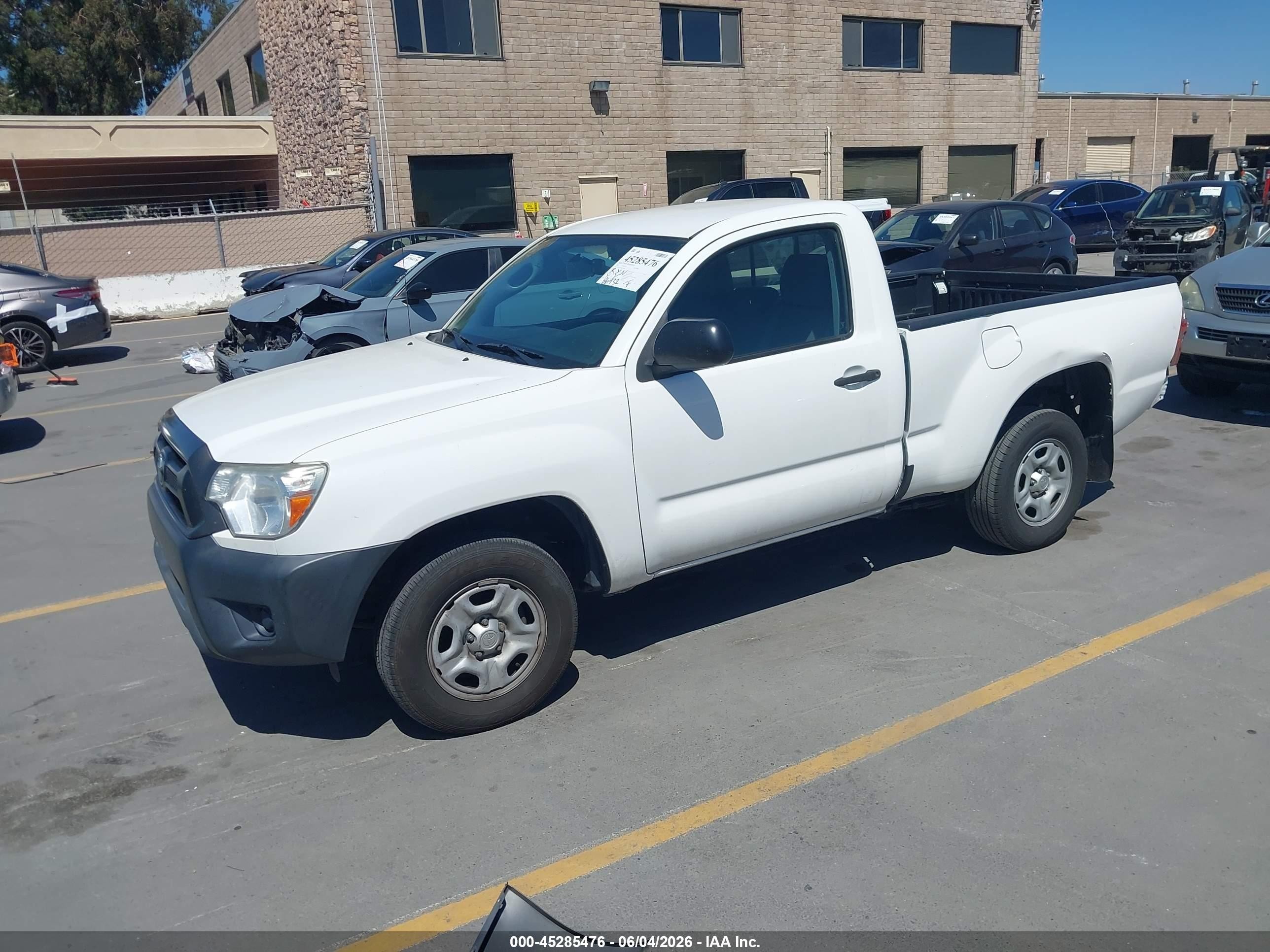 2013 Toyota Tacoma Белый vin: 5TFNX4CN5DX024808