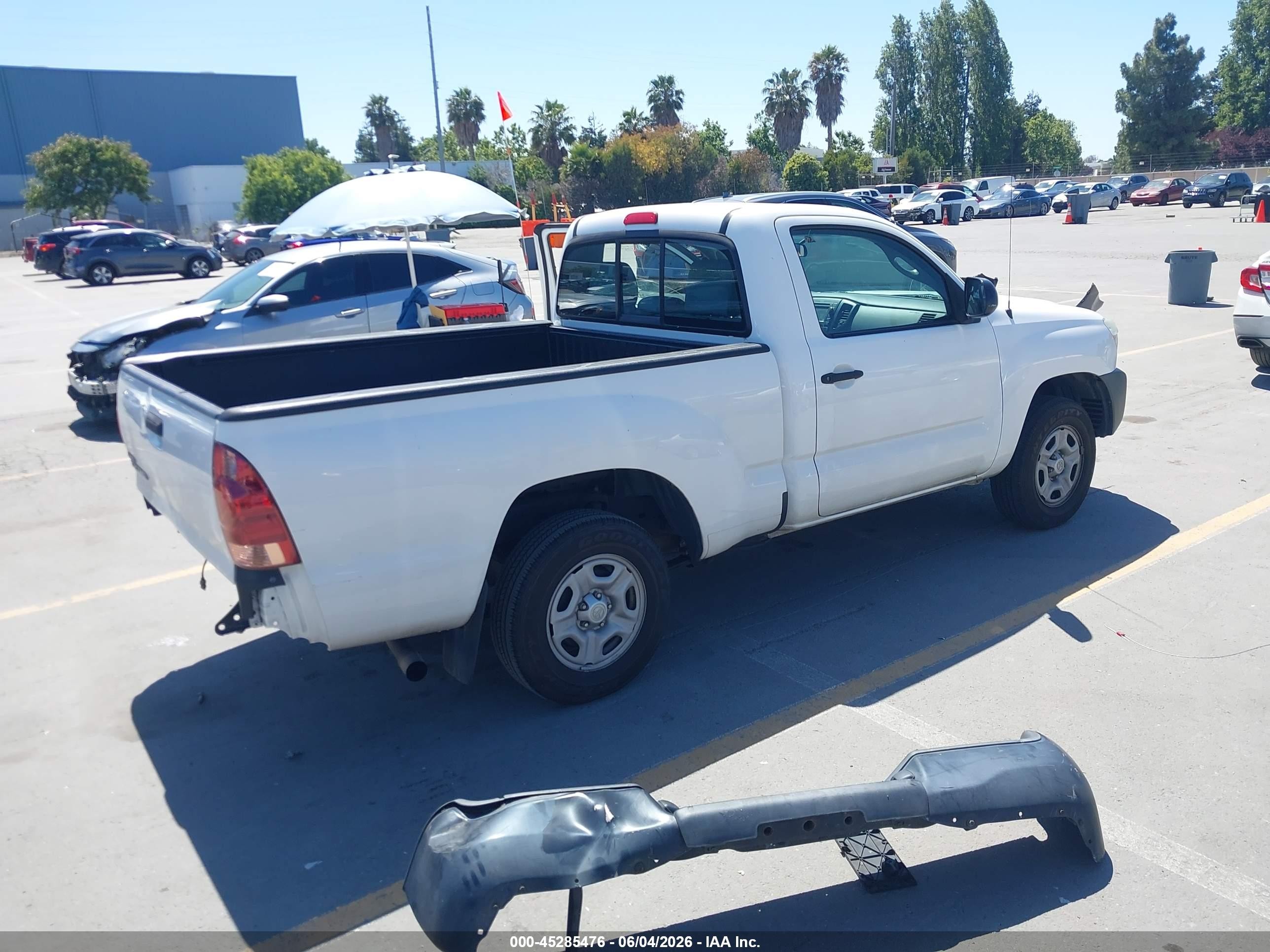 2013 Toyota Tacoma Белый vin: 5TFNX4CN5DX024808