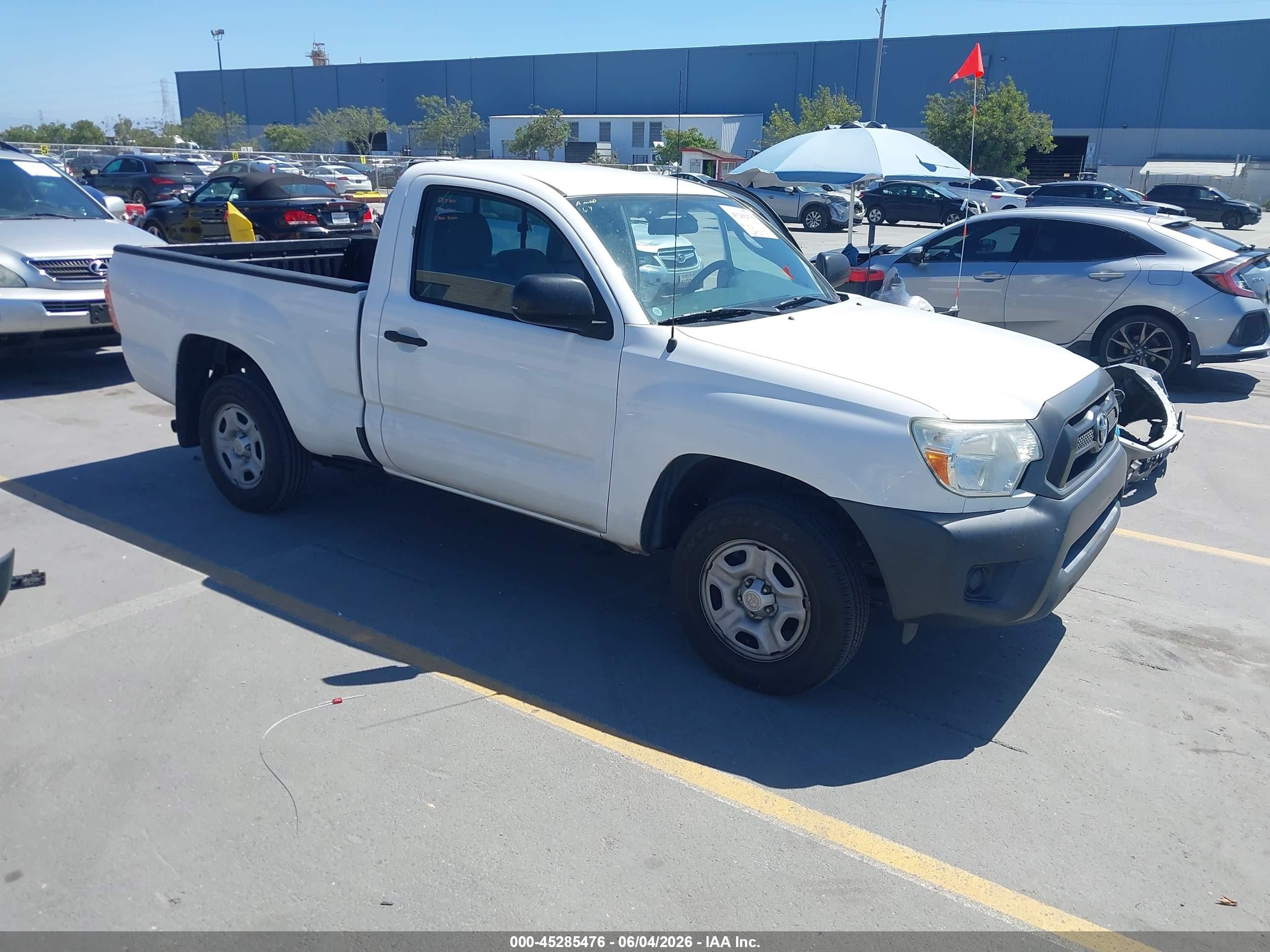 2013 Toyota Tacoma Белый vin: 5TFNX4CN5DX024808