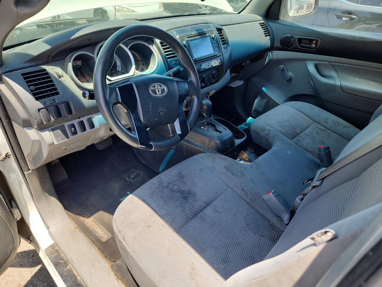 2014 Toyota Tacoma Base White vin: 5TFNX4CN6EX035236