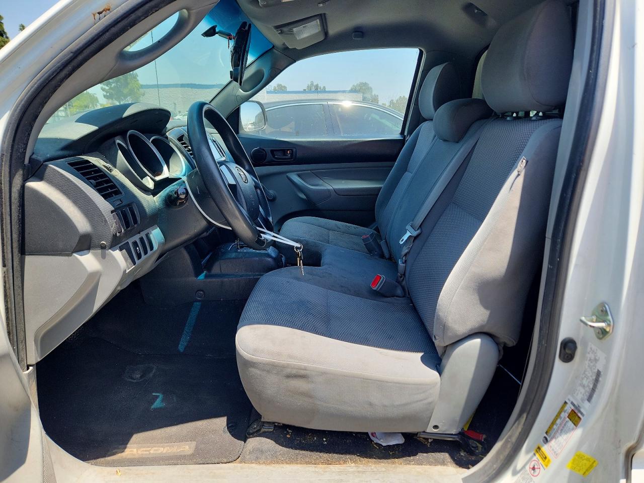 2014 Toyota Tacoma Base White vin: 5TFNX4CN6EX035236