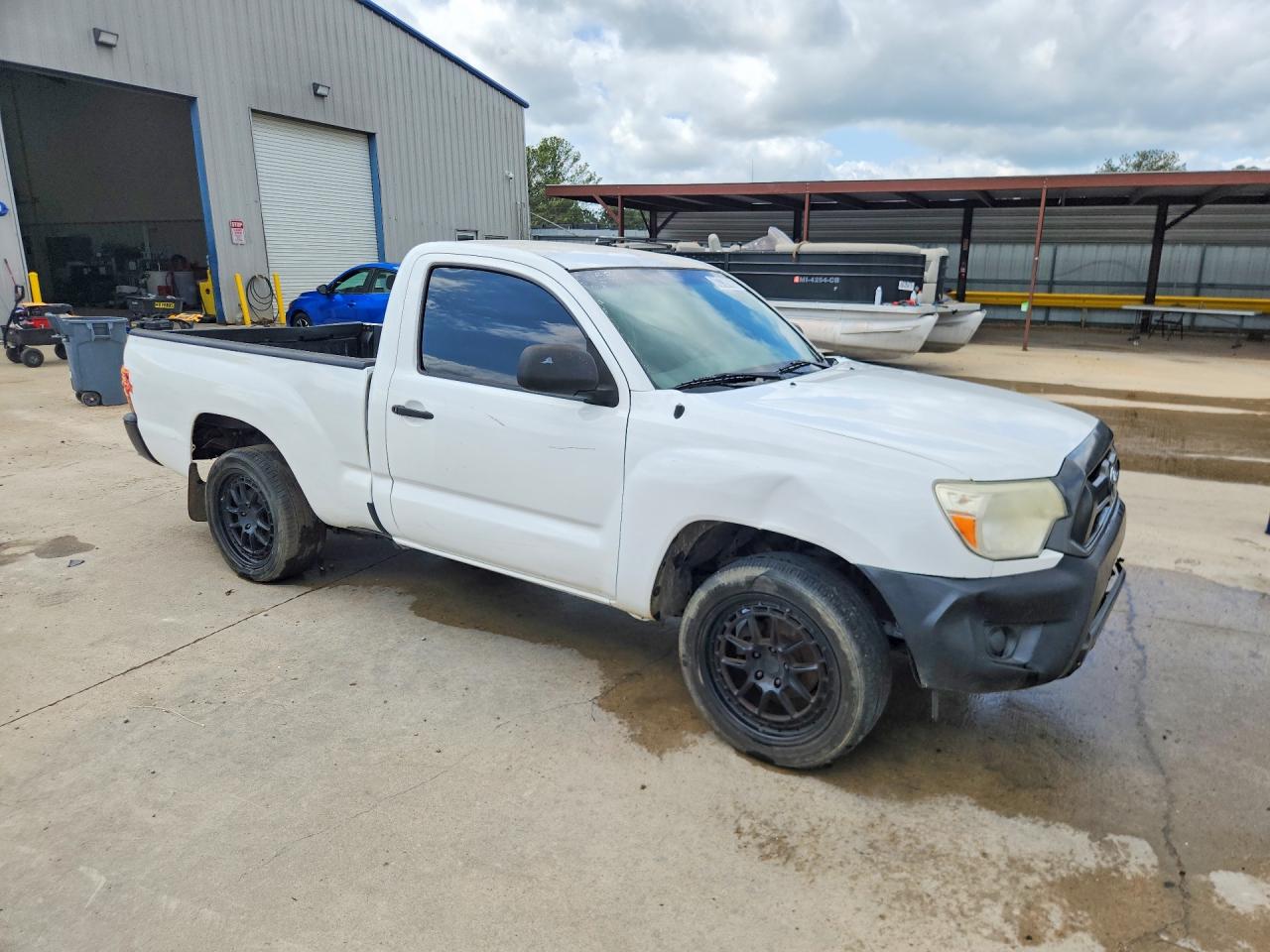 2014 Toyota Tacoma Base White vin: 5TFNX4CN6EX035608