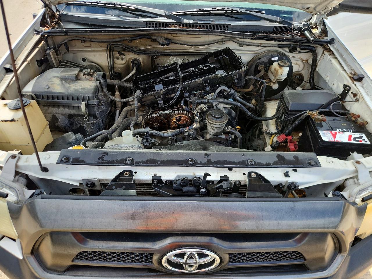 2014 Toyota Tacoma Base White vin: 5TFNX4CN6EX035608