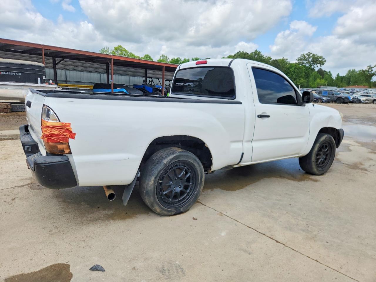 2014 Toyota Tacoma Base White vin: 5TFNX4CN6EX035608