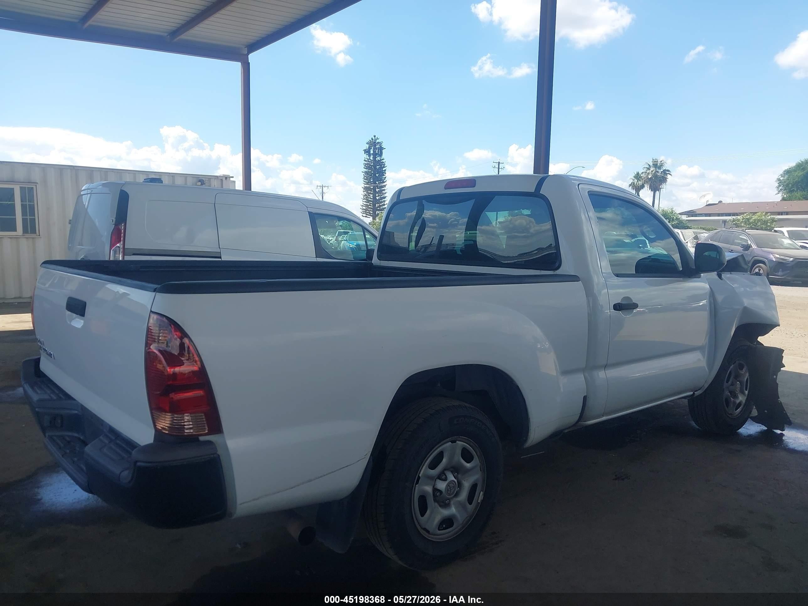2013 Toyota Tacoma   White vin: 5TFNX4CN7DX024793