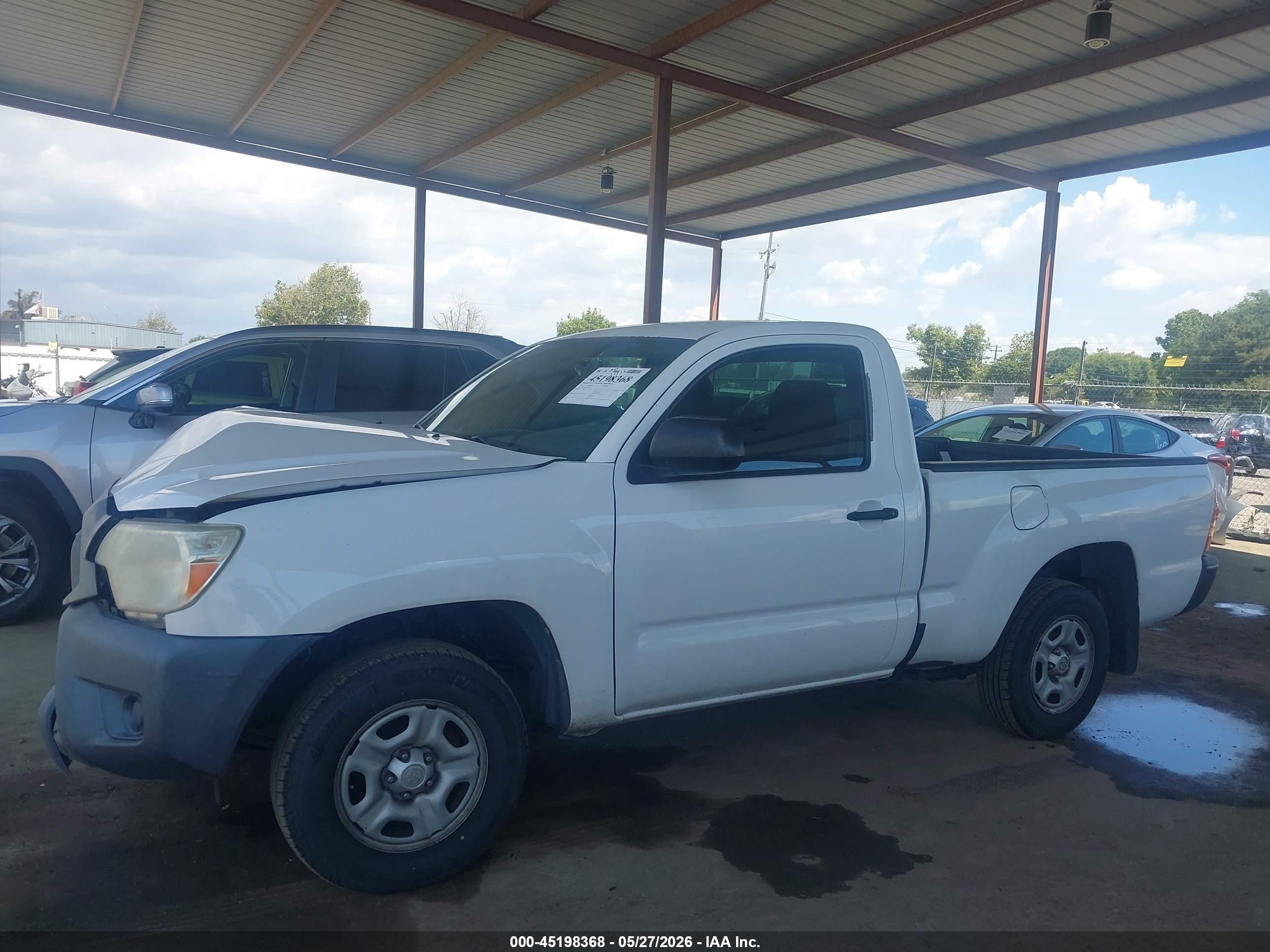 2013 Toyota Tacoma   White vin: 5TFNX4CN7DX024793