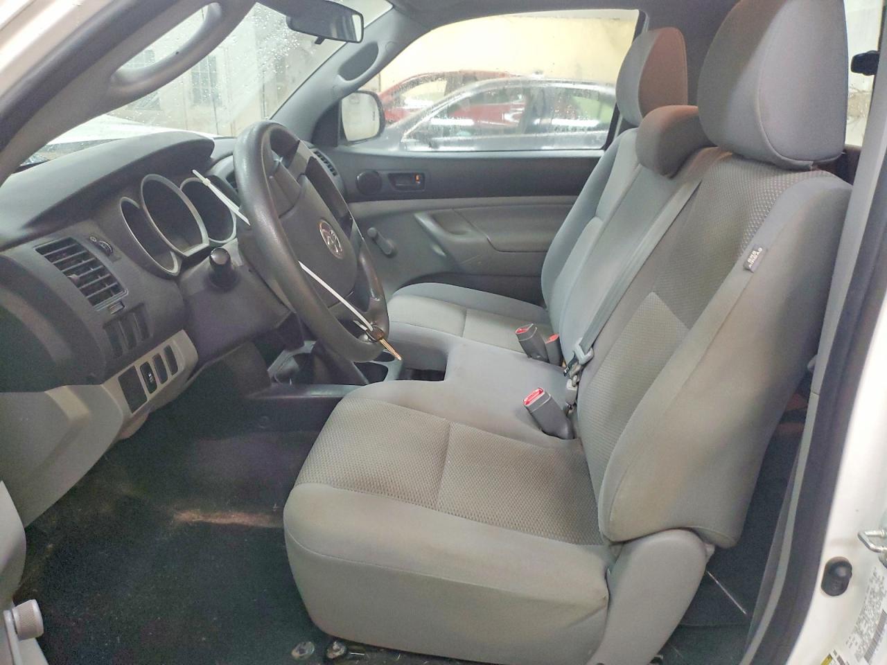 2012 Toyota Tacoma Base White vin: 5TFNX4CN8CX016202