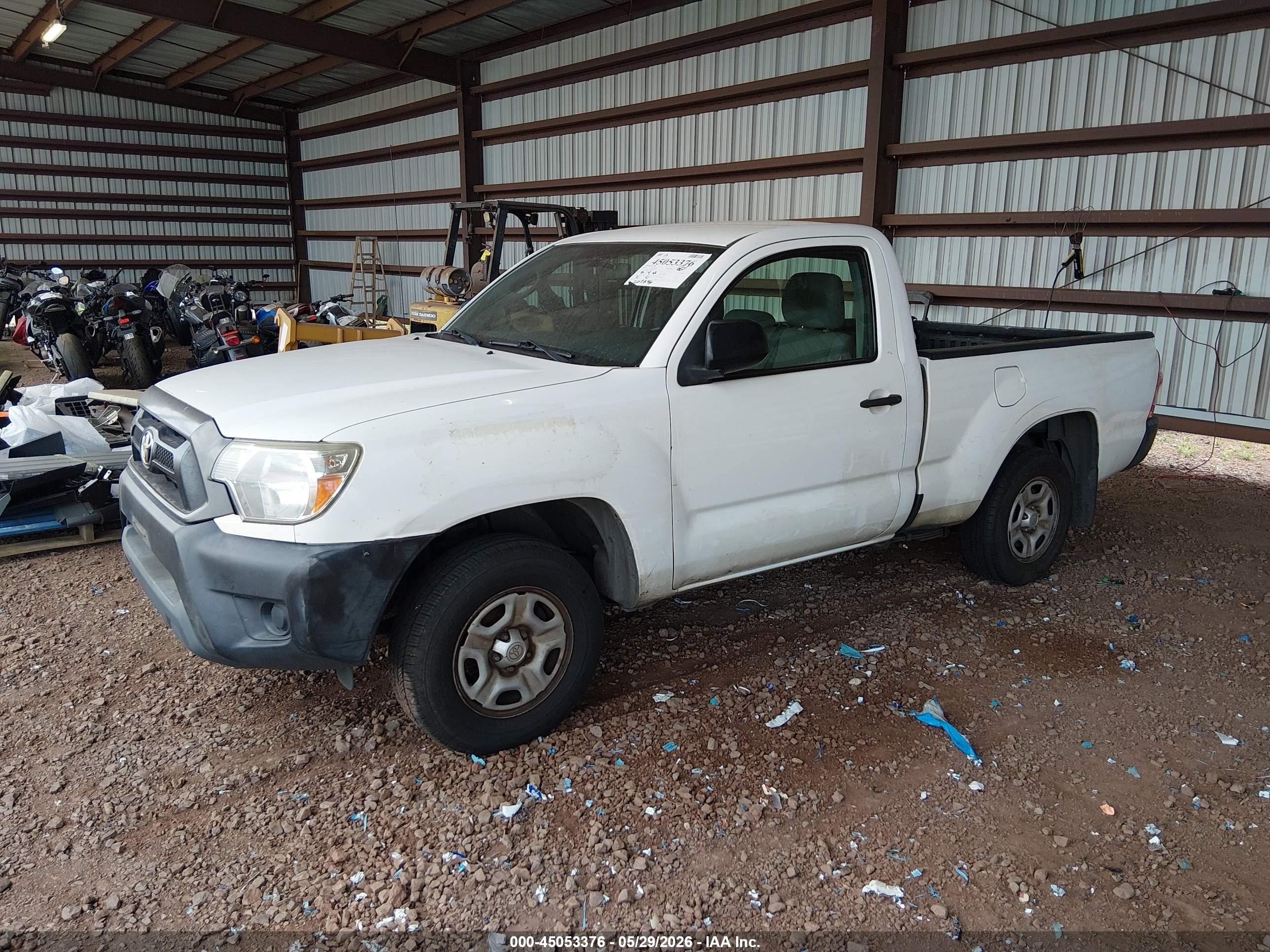 2014 Toyota Tacoma   White vin: 5TFNX4CN8EX033231