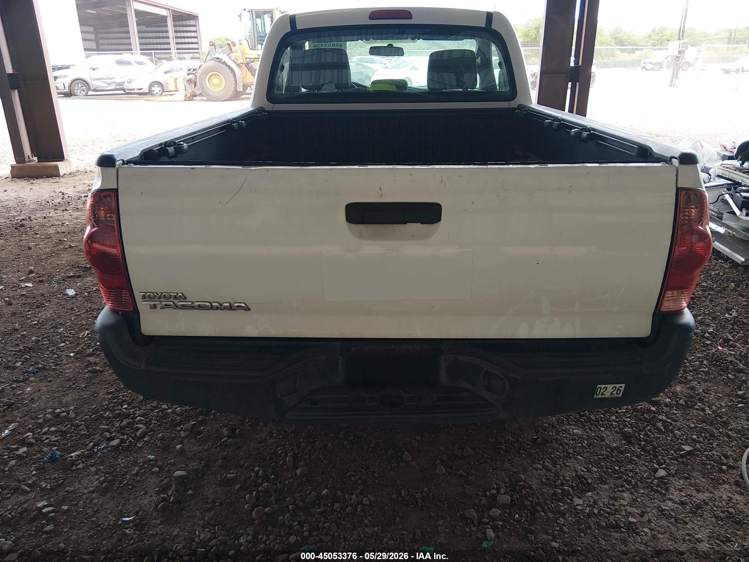 2014 Toyota Tacoma   White vin: 5TFNX4CN8EX033231