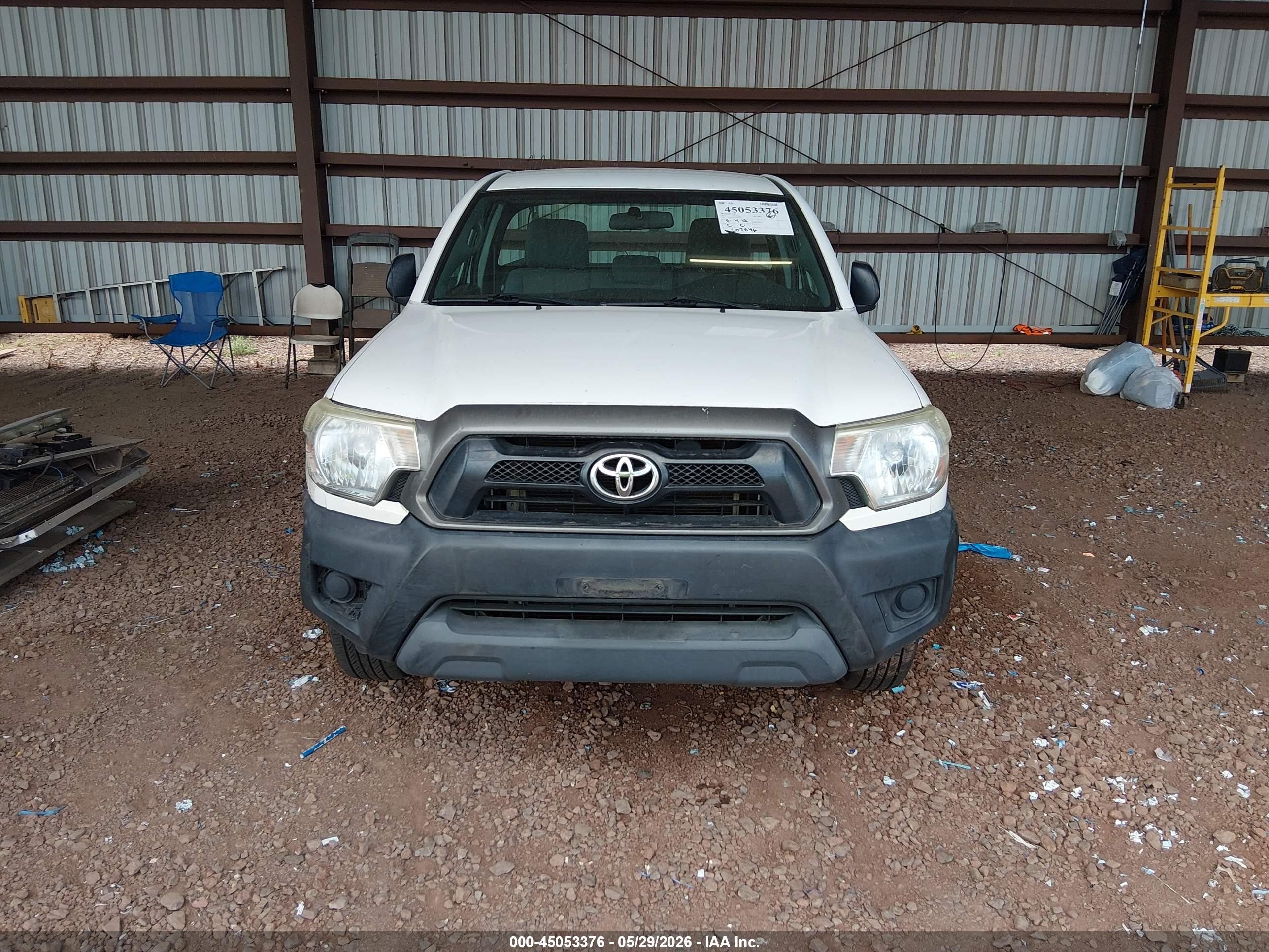 2014 Toyota Tacoma   White vin: 5TFNX4CN8EX033231