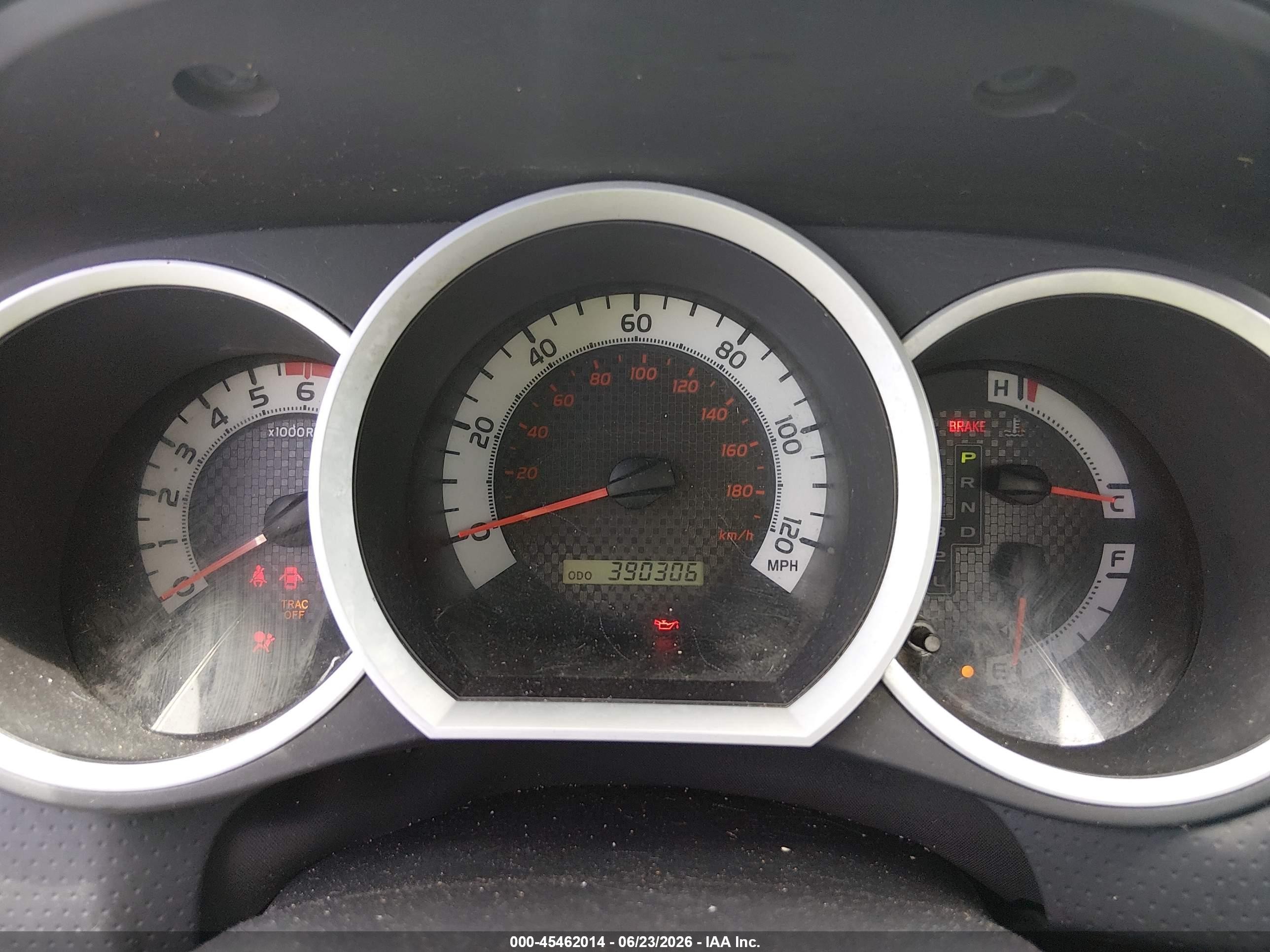 2014 Toyota Tacoma   Белый vin: 5TFNX4CN8EX040762