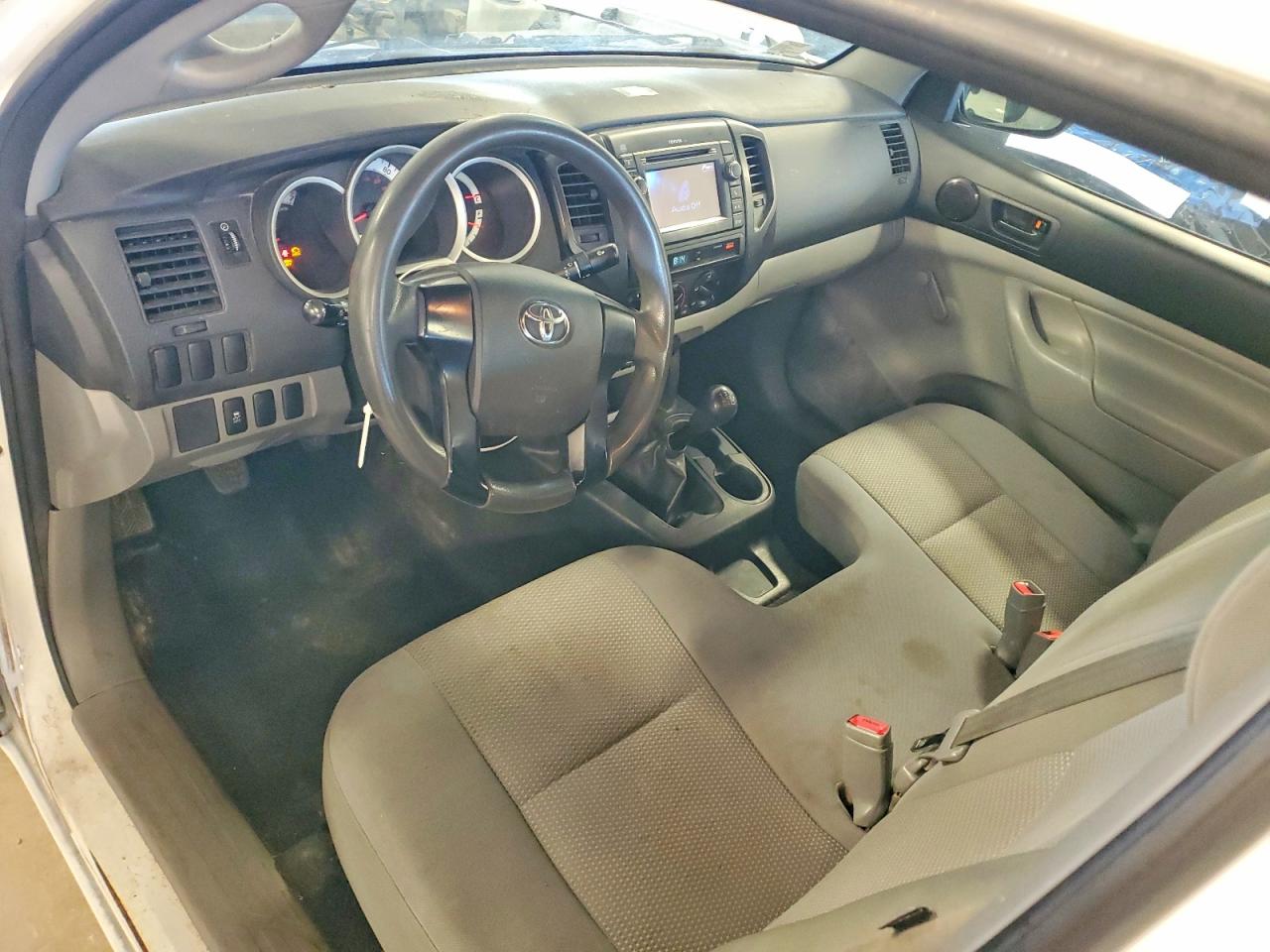 2013 Toyota Tacoma Base White vin: 5TFNX4CN9DX023290