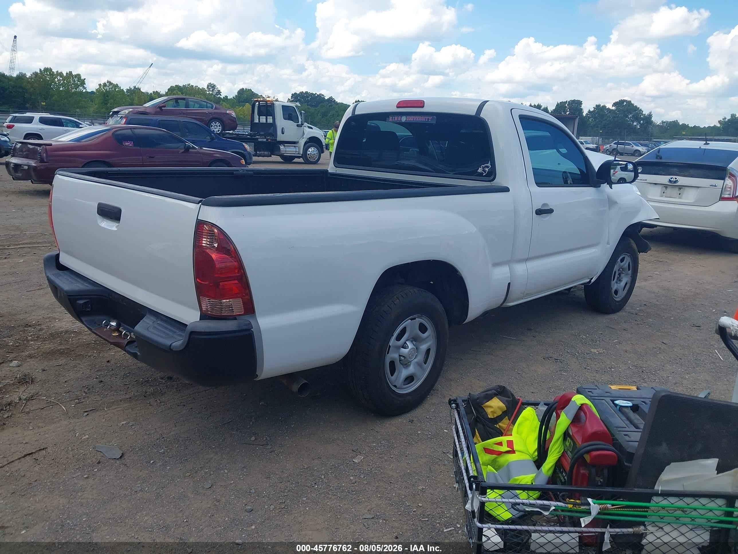2013 Toyota Tacoma   Белый vin: 5TFNX4CNXDX024447