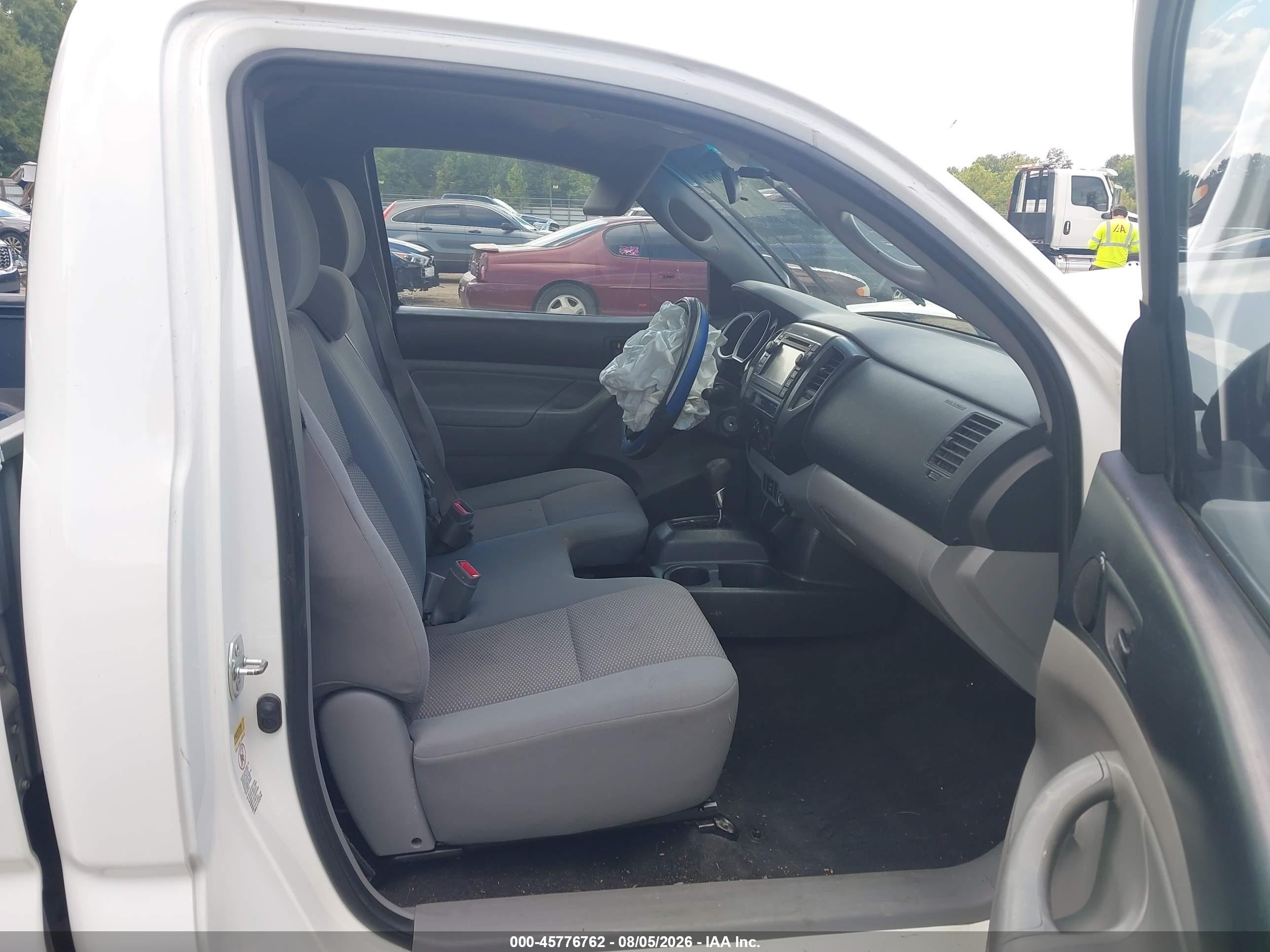 2013 Toyota Tacoma   Белый vin: 5TFNX4CNXDX024447
