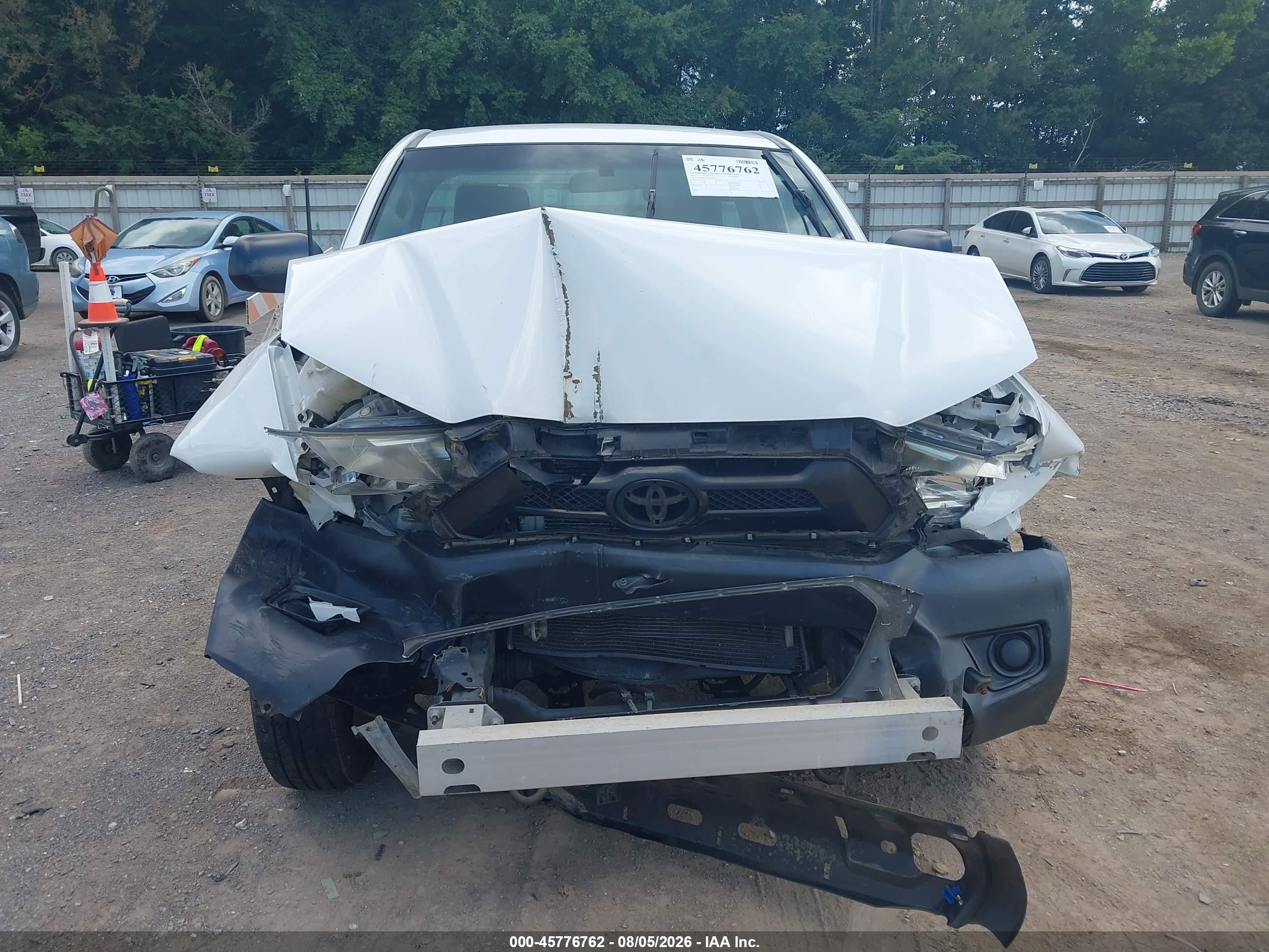 2013 Toyota Tacoma   Белый vin: 5TFNX4CNXDX024447