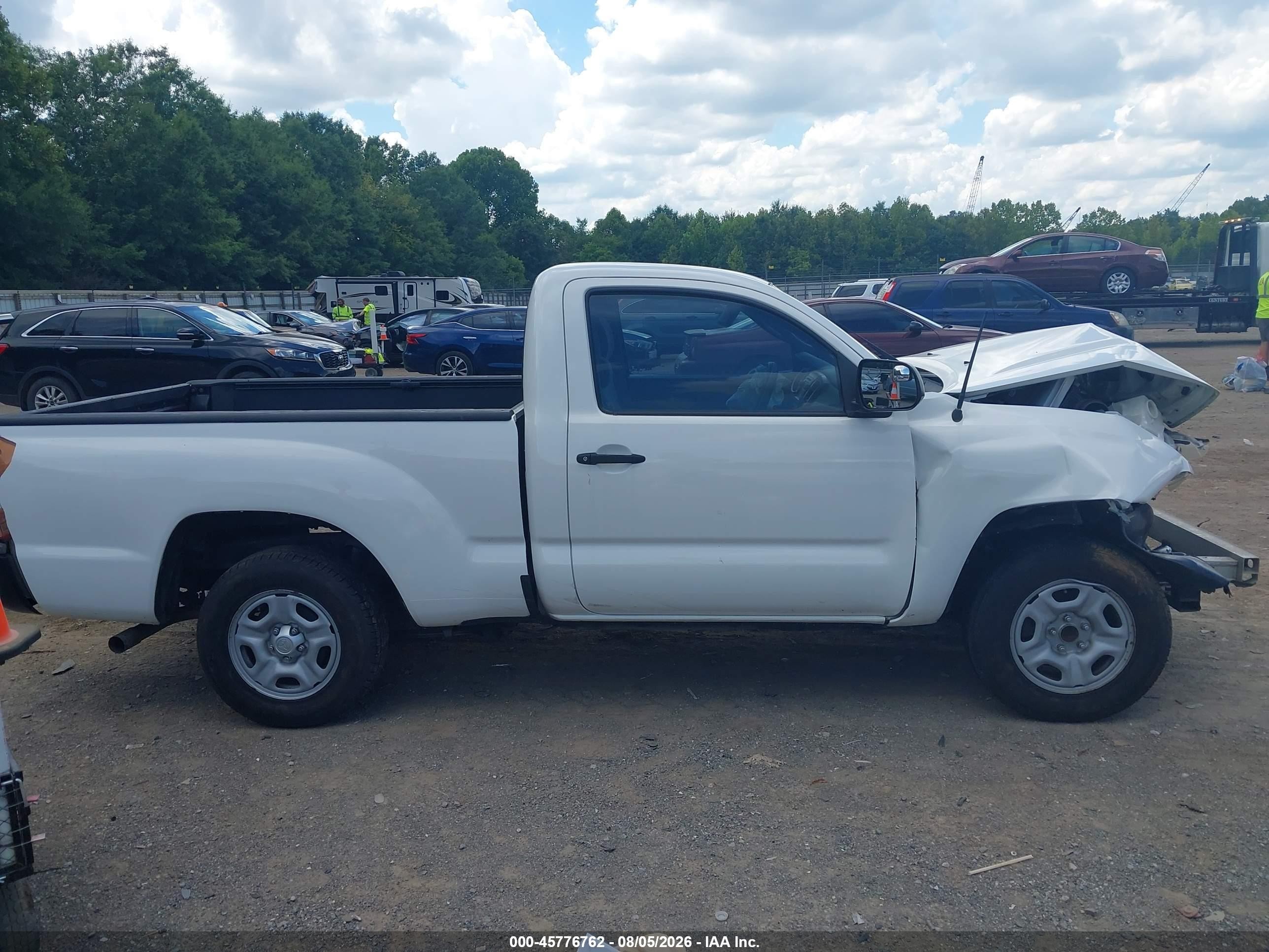 2013 Toyota Tacoma   Белый vin: 5TFNX4CNXDX024447