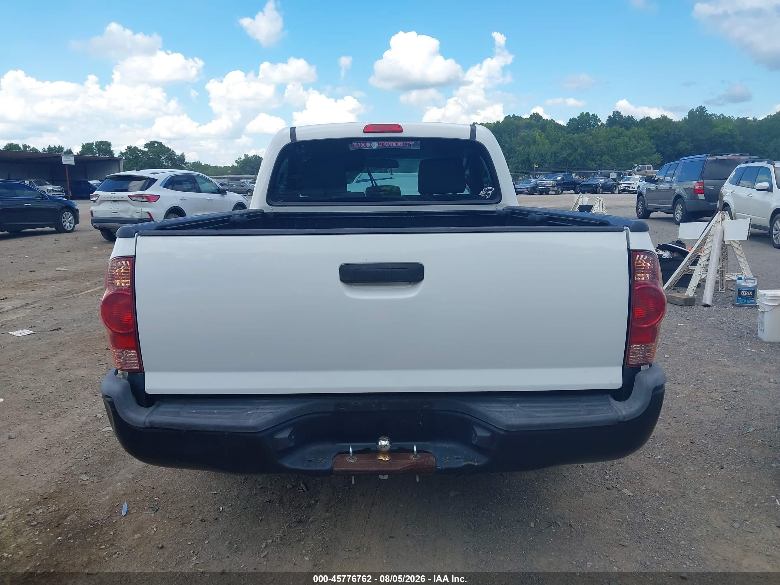 2013 Toyota Tacoma   Белый vin: 5TFNX4CNXDX024447