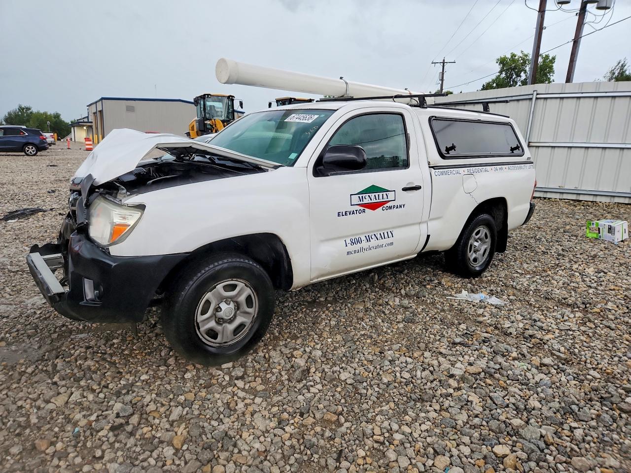 2013 Toyota Tacoma Base White vin: 5TFNX4CNXDX028045