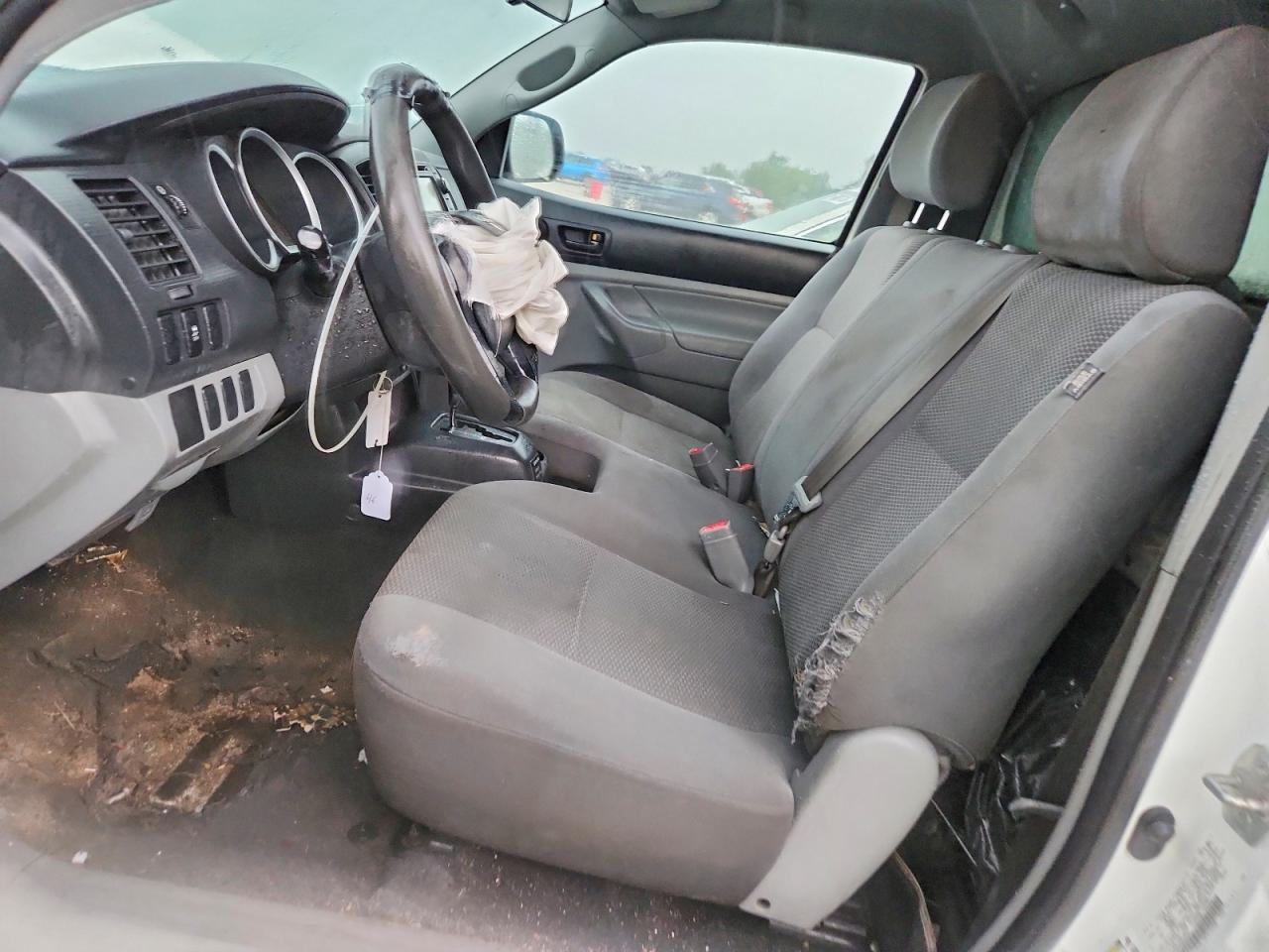 2013 Toyota Tacoma Base White vin: 5TFNX4CNXDX028045