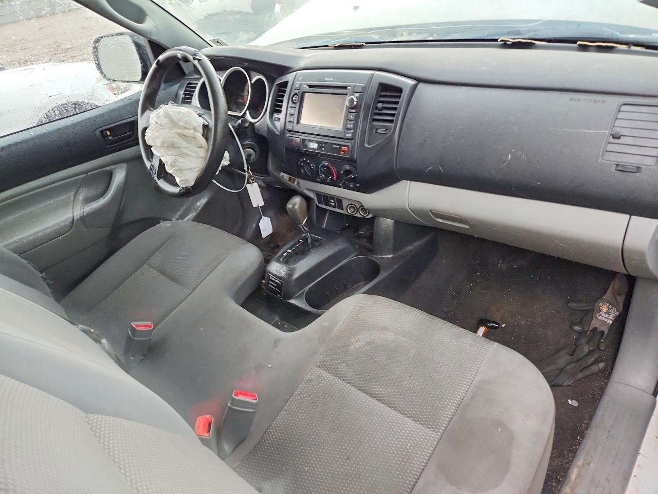 2013 Toyota Tacoma Base White vin: 5TFNX4CNXDX028045