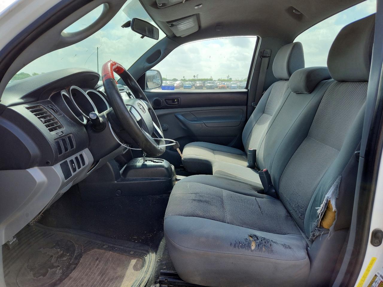 2013 Toyota Tacoma Base White vin: 5TFNX4CNXDX028479