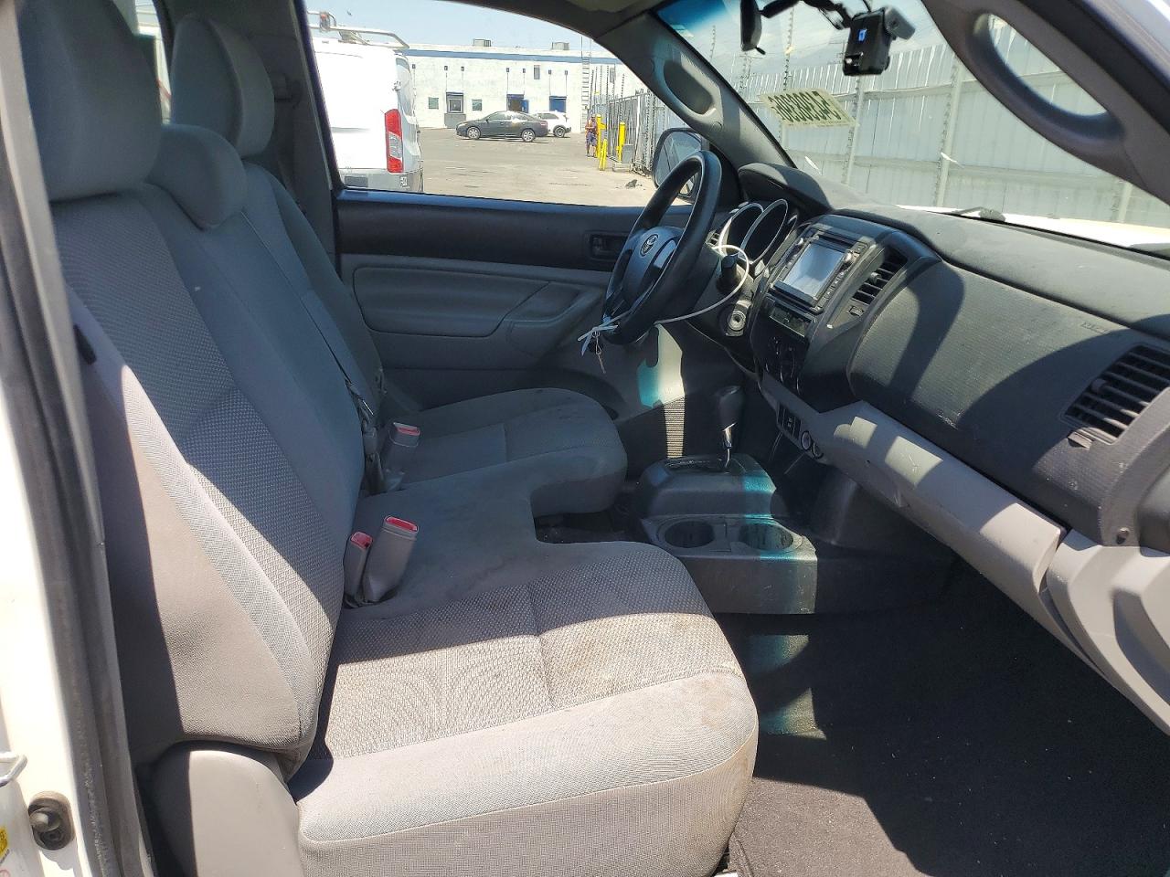 2014 Toyota Tacoma Base Белый vin: 5TFNX4CNXEX038012