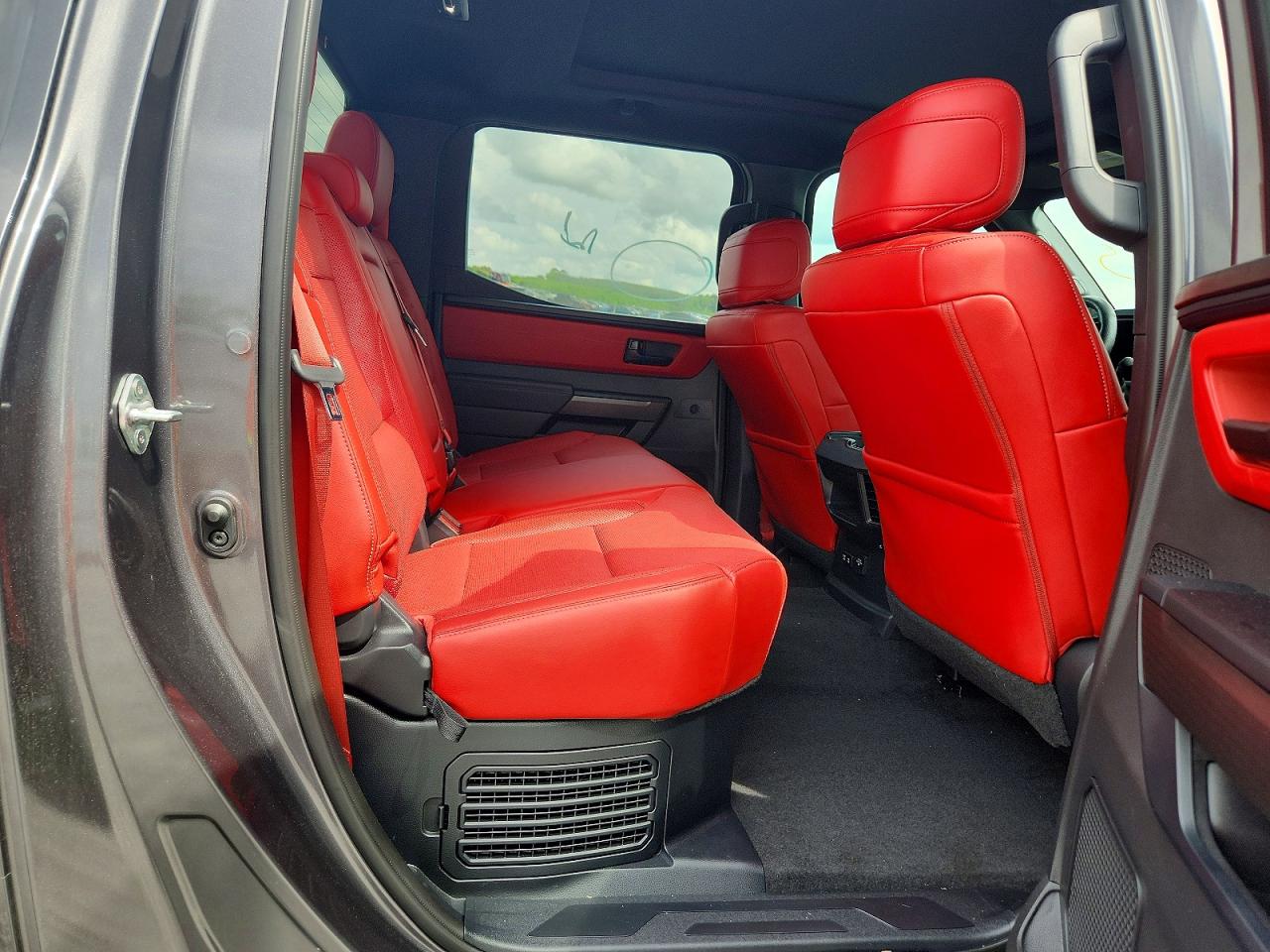 2024 Toyota Tundra Trd Pro Hv Charcoal vin: 5TFPC5DB4RX050998