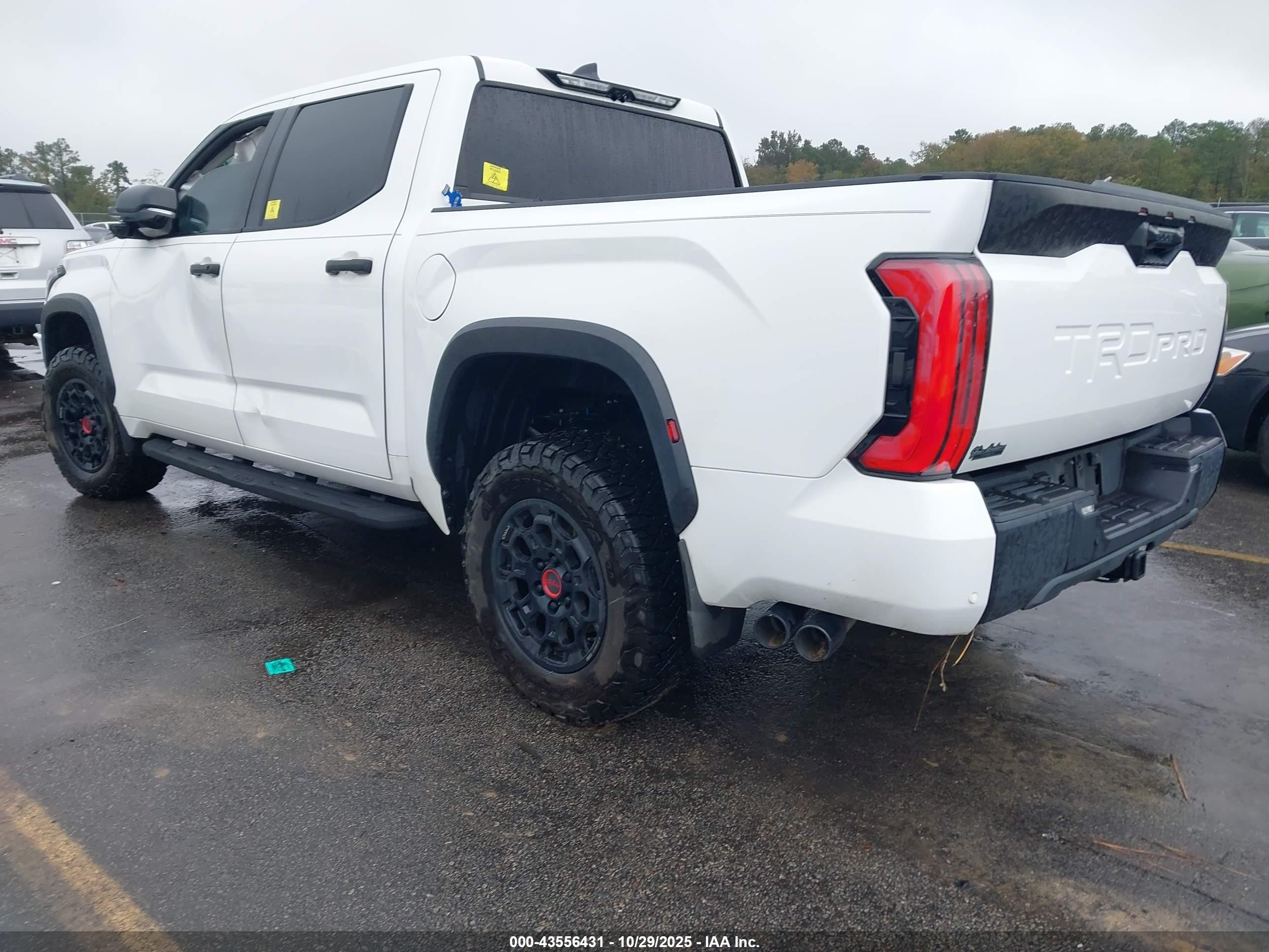 2022 Toyota Tundra Hybrid Trd Pro White vin: 5TFPC5DB8NX010255