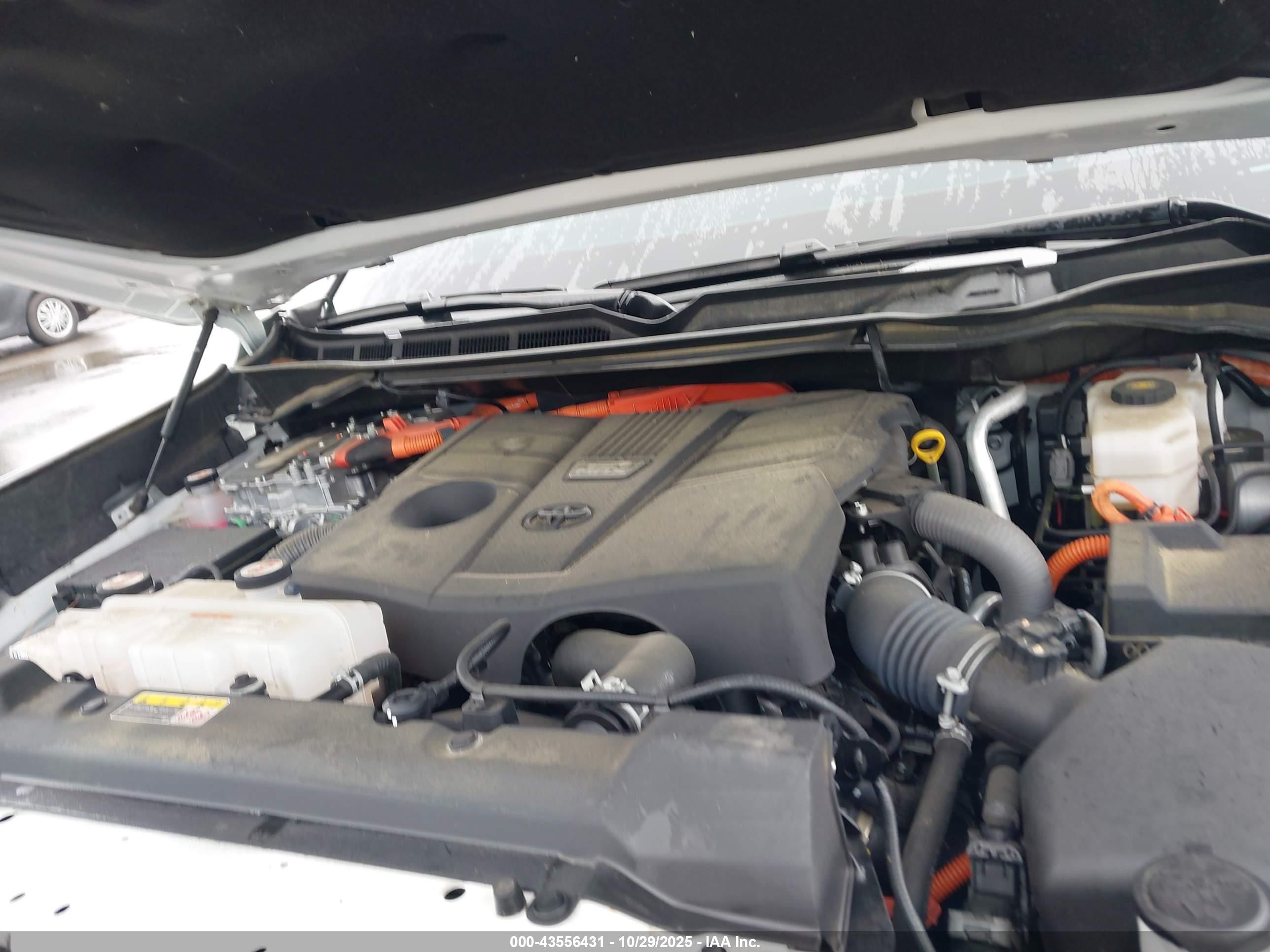 2022 Toyota Tundra Hybrid Trd Pro White vin: 5TFPC5DB8NX010255