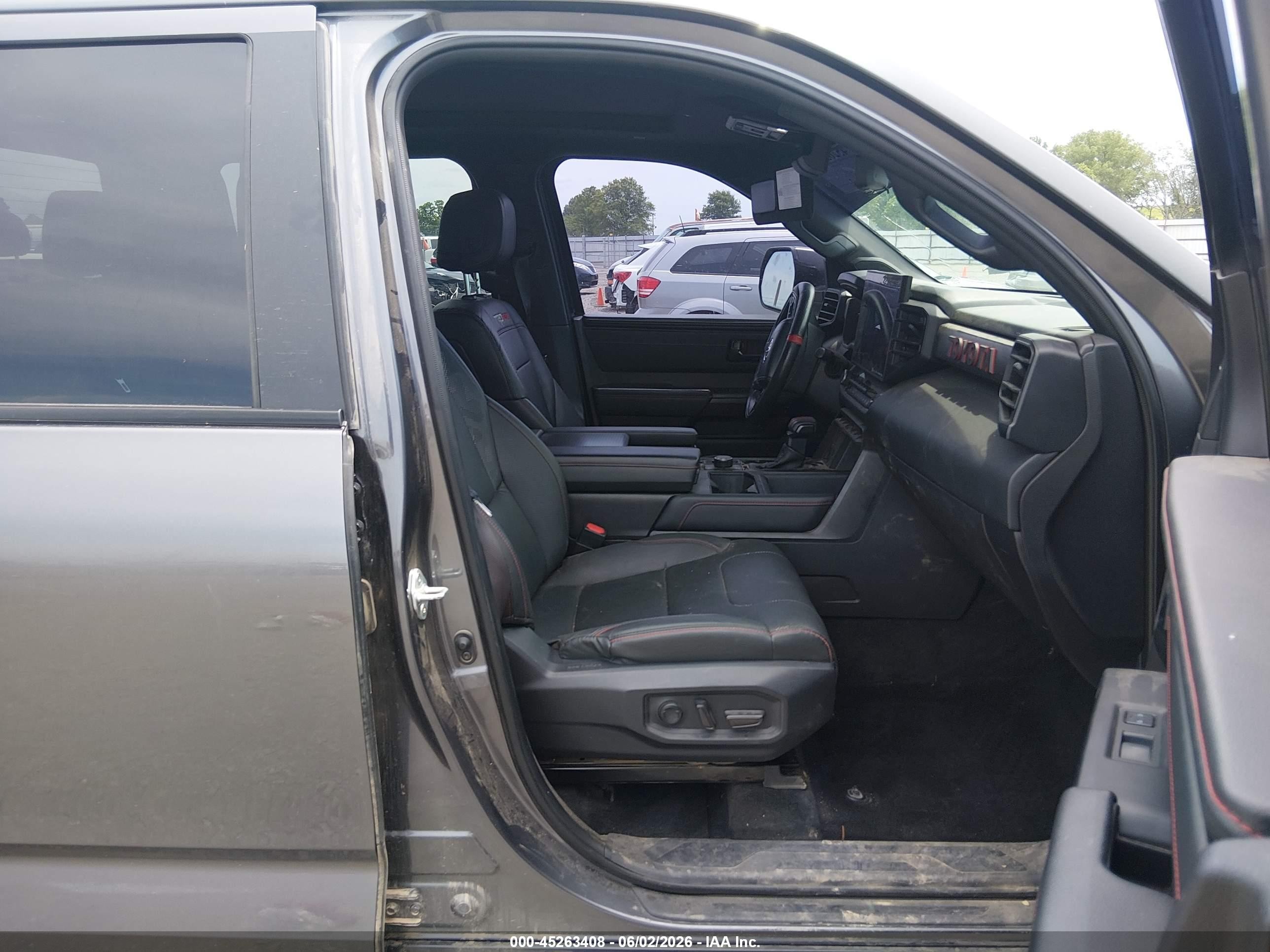 2024 Toyota Tundra Hybrid Trd Pro 4wd Gray vin: 5TFPC5DB8RX043424