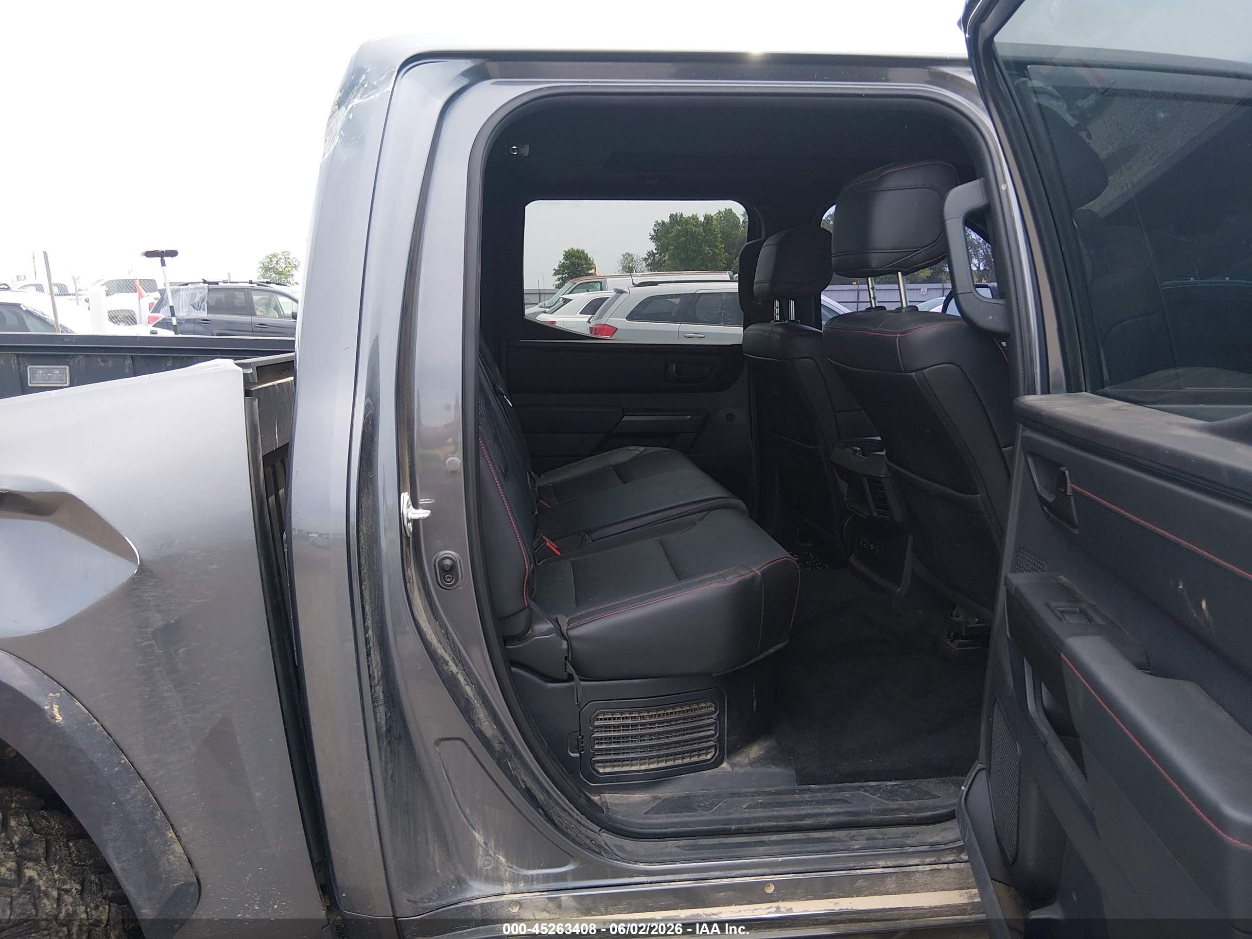2024 Toyota Tundra Hybrid Trd Pro 4wd Gray vin: 5TFPC5DB8RX043424
