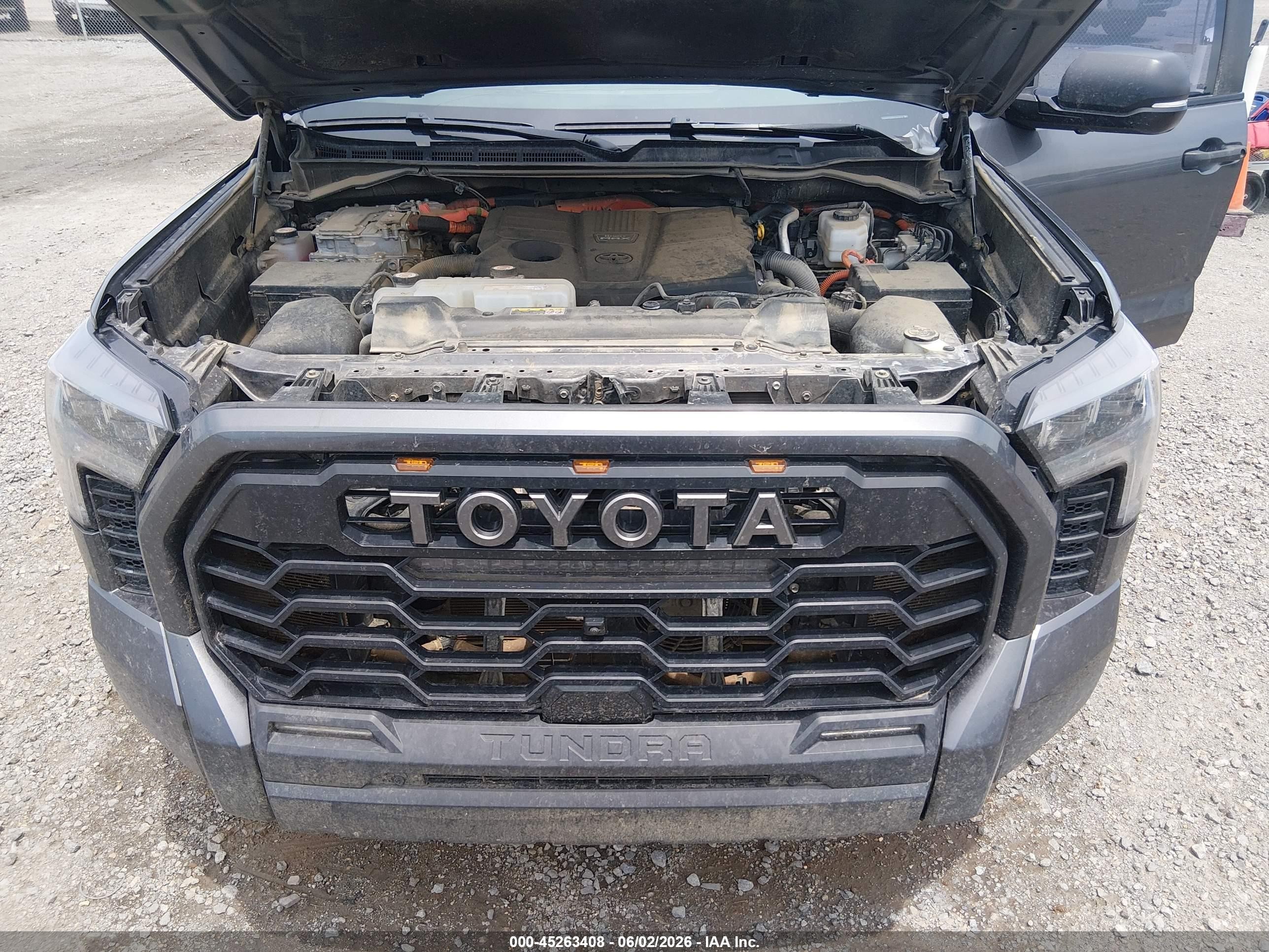 2024 Toyota Tundra Hybrid Trd Pro 4wd Gray vin: 5TFPC5DB8RX043424