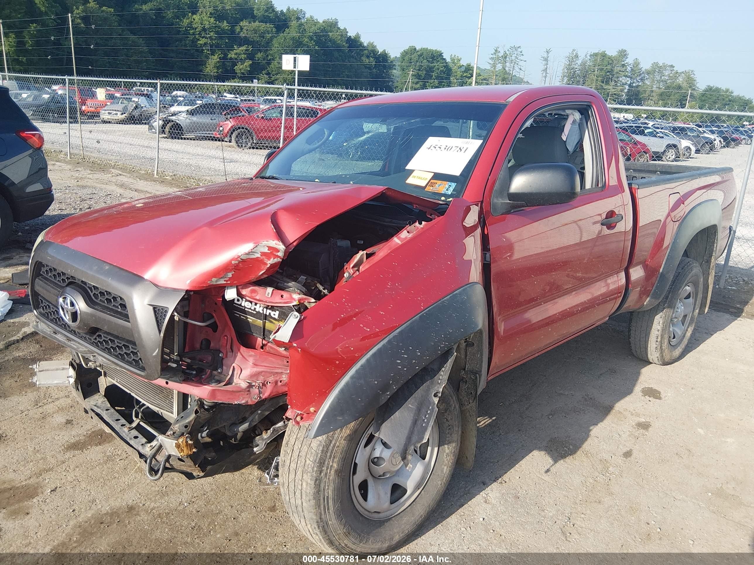 2011 Toyota Tacoma   Red vin: 5TFPX4EN1BX001450
