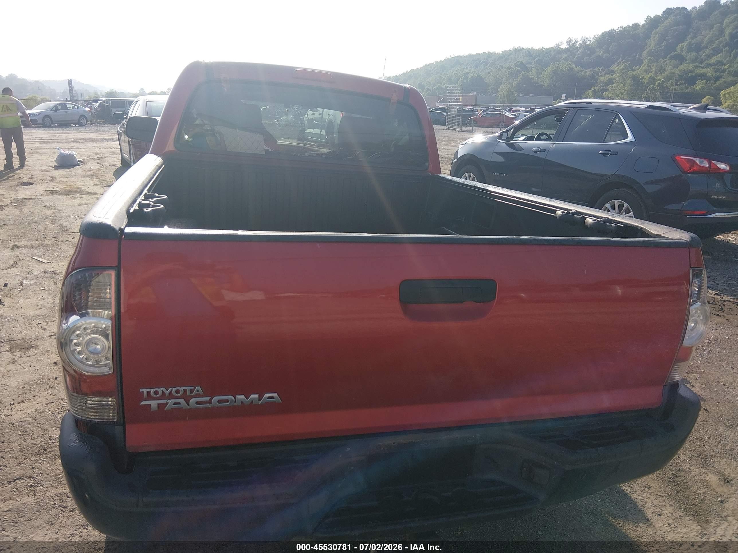 2011 Toyota Tacoma   Red vin: 5TFPX4EN1BX001450