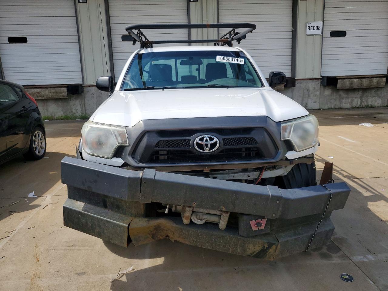 2013 Toyota Tacoma White vin: 5TFPX4EN1DX016744
