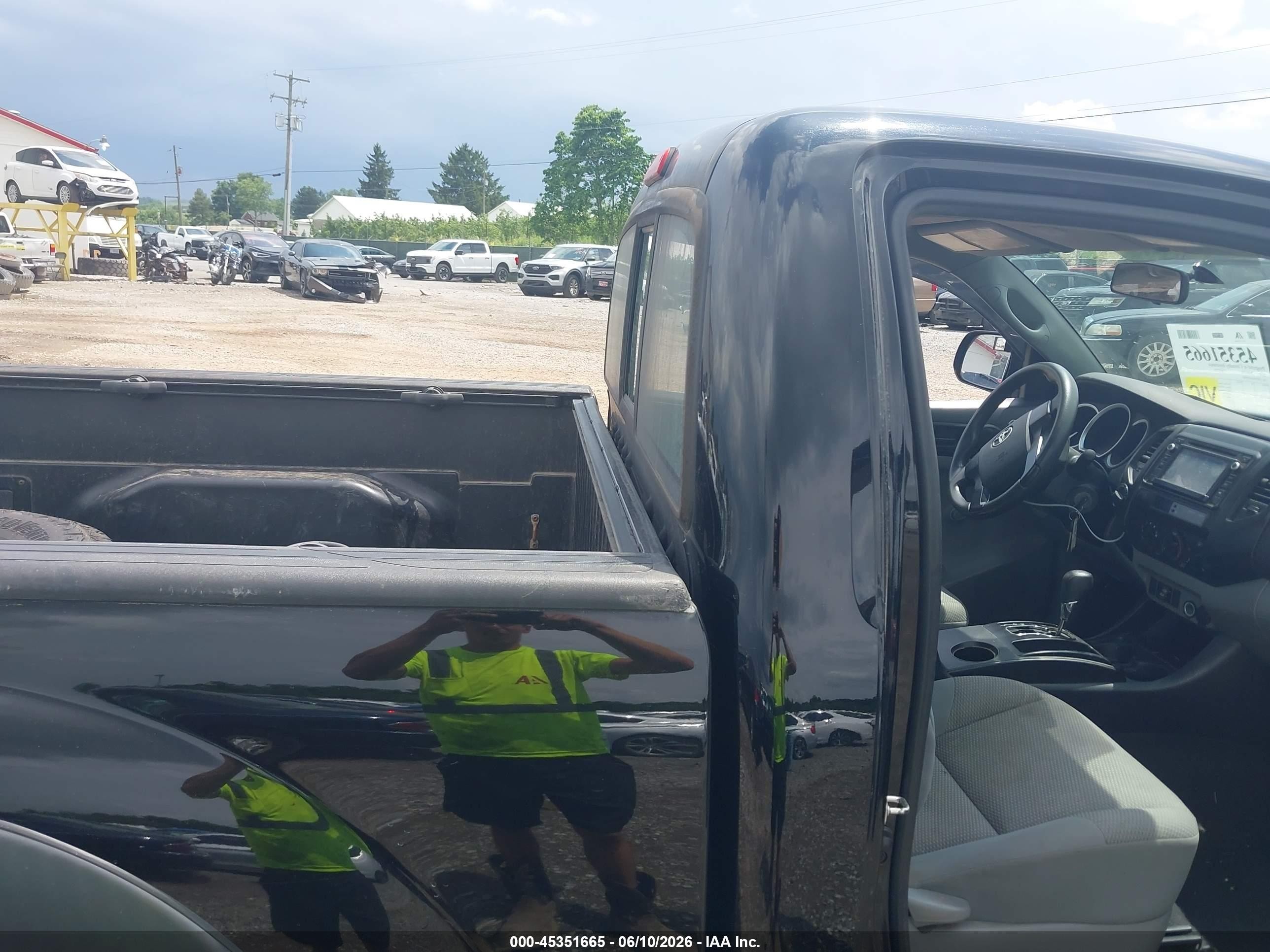 2014 Toyota Tacoma   Black vin: 5TFPX4EN1EX020813