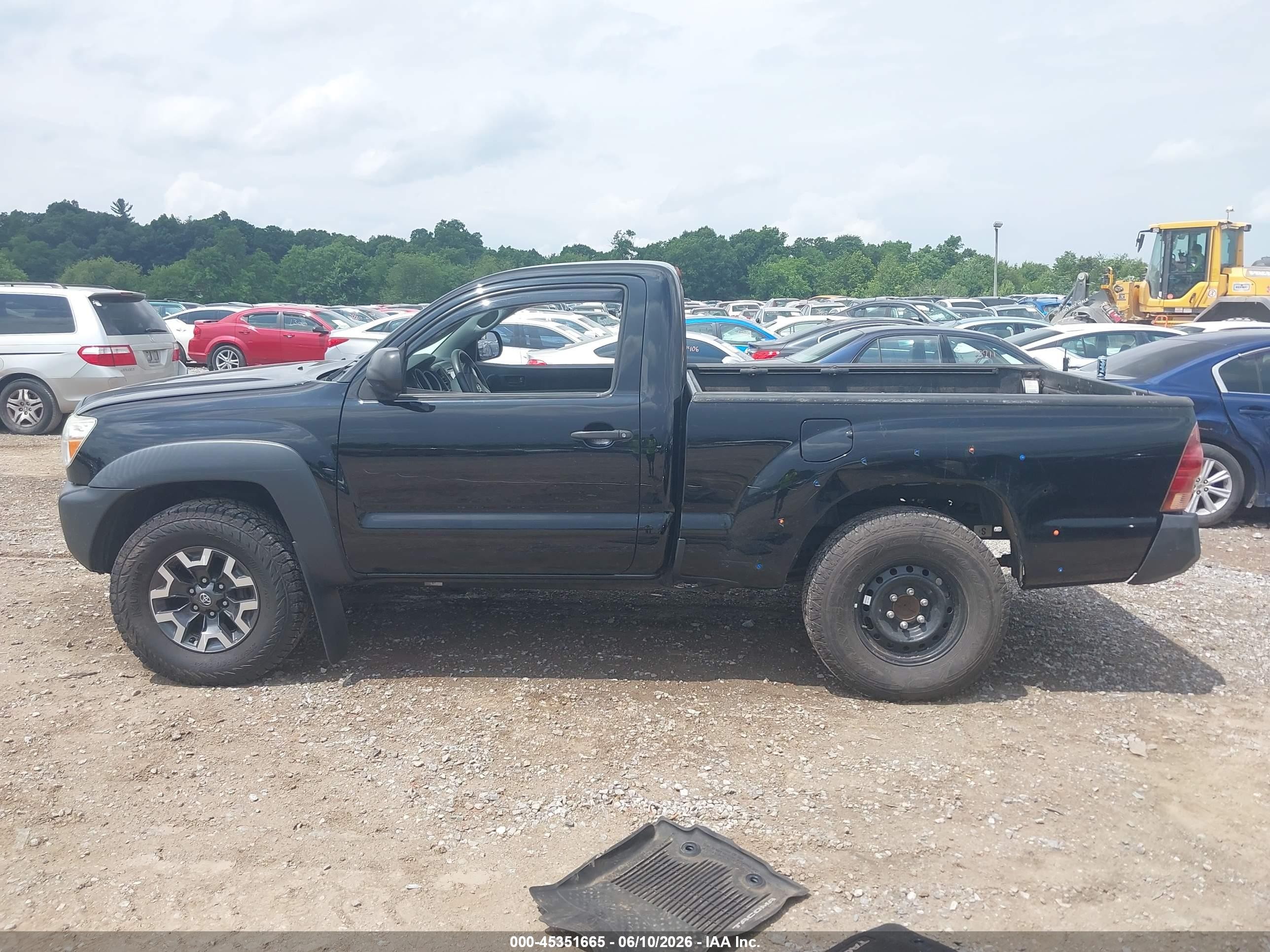 2014 Toyota Tacoma   Black vin: 5TFPX4EN1EX020813