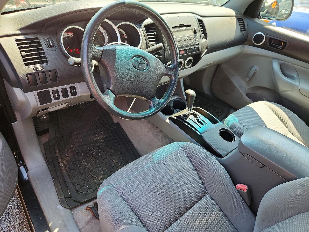 2011 Toyota Tacoma Base Black vin: 5TFPX4EN2BX006060