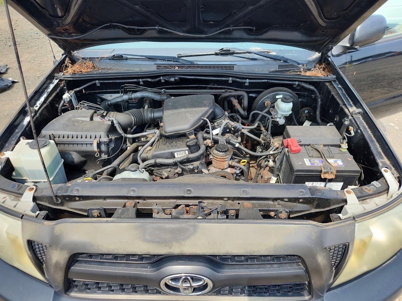2011 Toyota Tacoma Base Black vin: 5TFPX4EN2BX006060