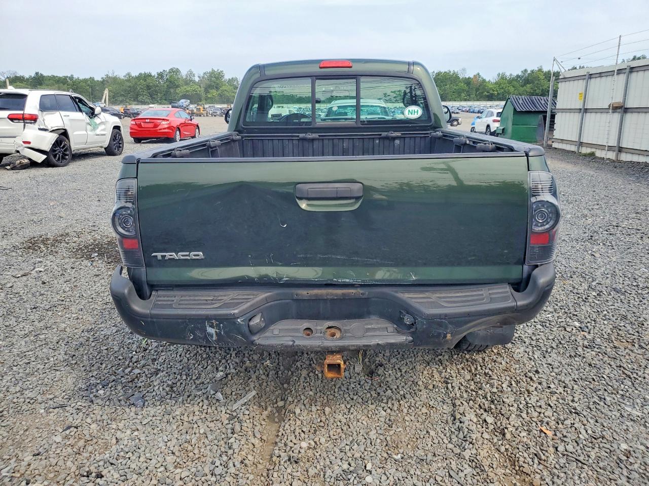 2012 Toyota Tacoma Base Green vin: 5TFPX4EN3CX007817