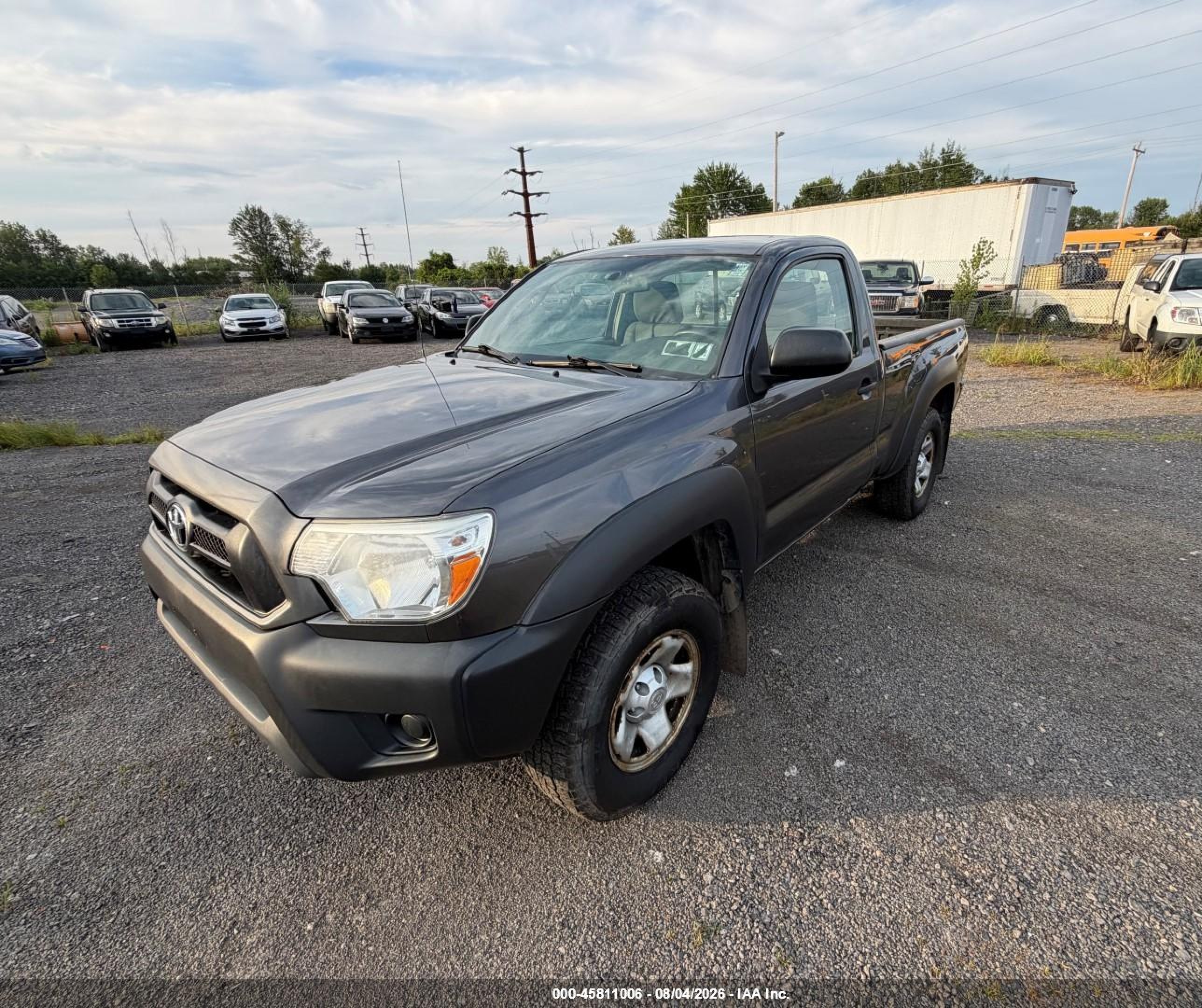 2013 Toyota Tacoma   Silver vin: 5TFPX4EN4DX014423