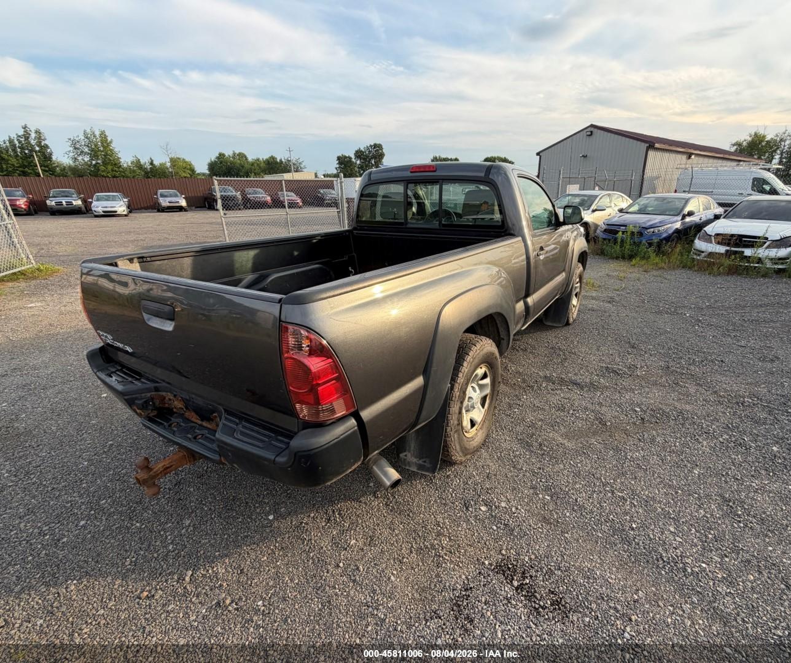 2013 Toyota Tacoma   Silver vin: 5TFPX4EN4DX014423