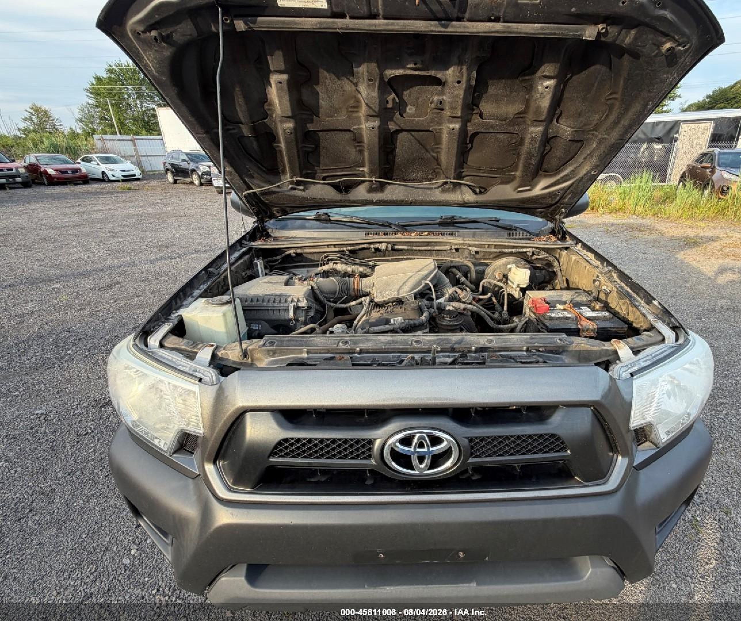 2013 Toyota Tacoma   Silver vin: 5TFPX4EN4DX014423