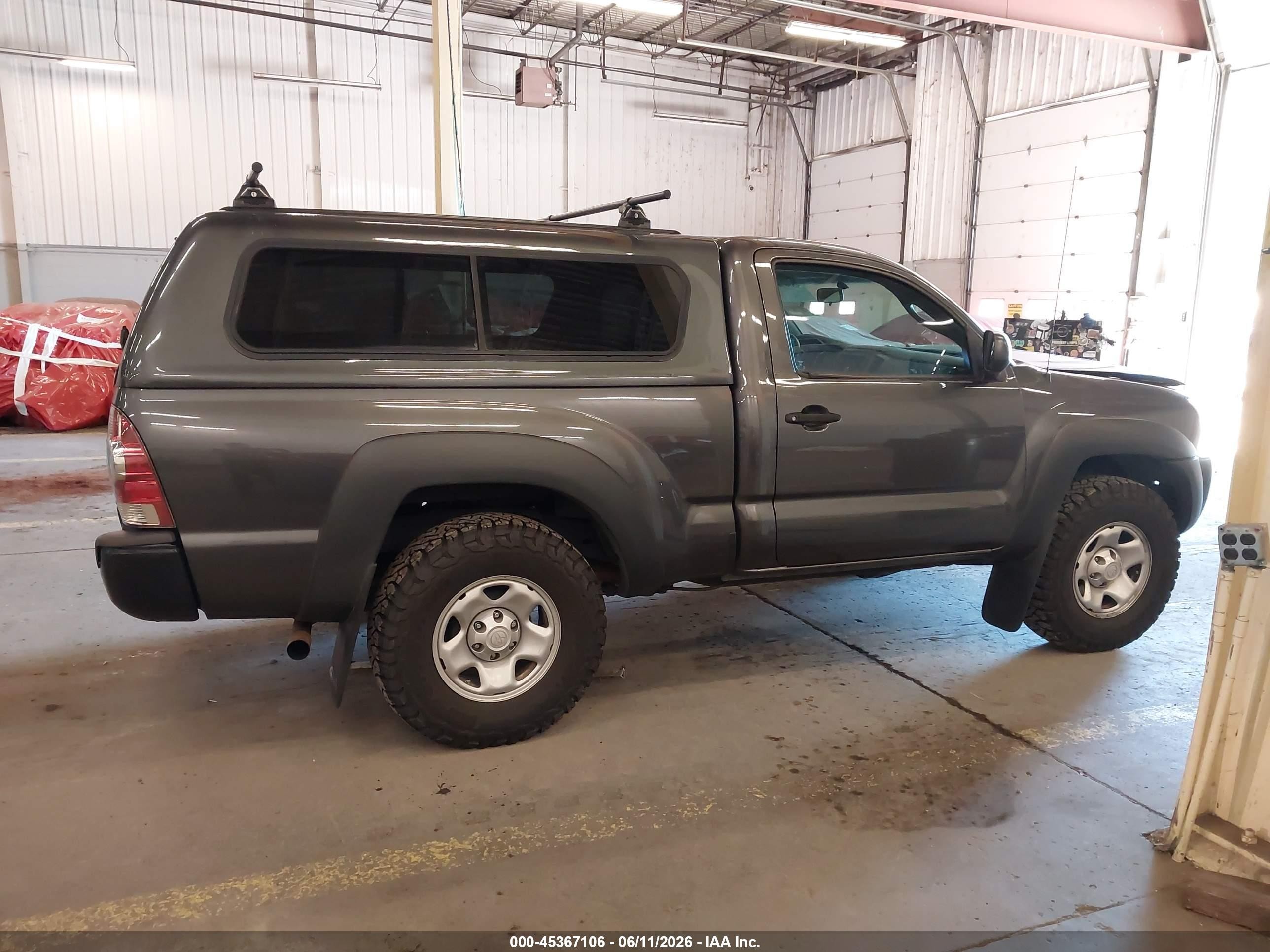 2011 Toyota Tacoma   Gray vin: 5TFPX4EN5BX003556