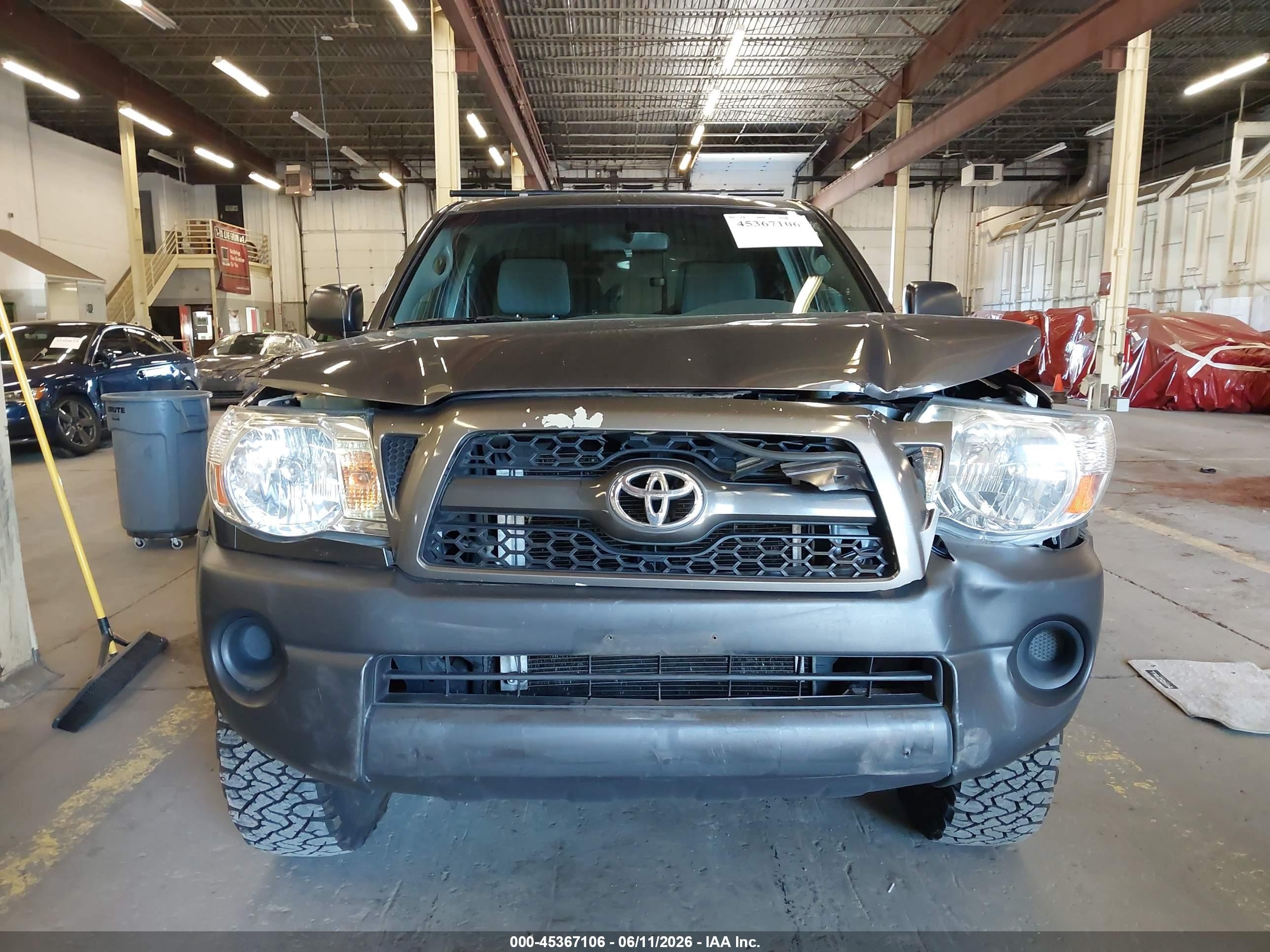 2011 Toyota Tacoma   Gray vin: 5TFPX4EN5BX003556