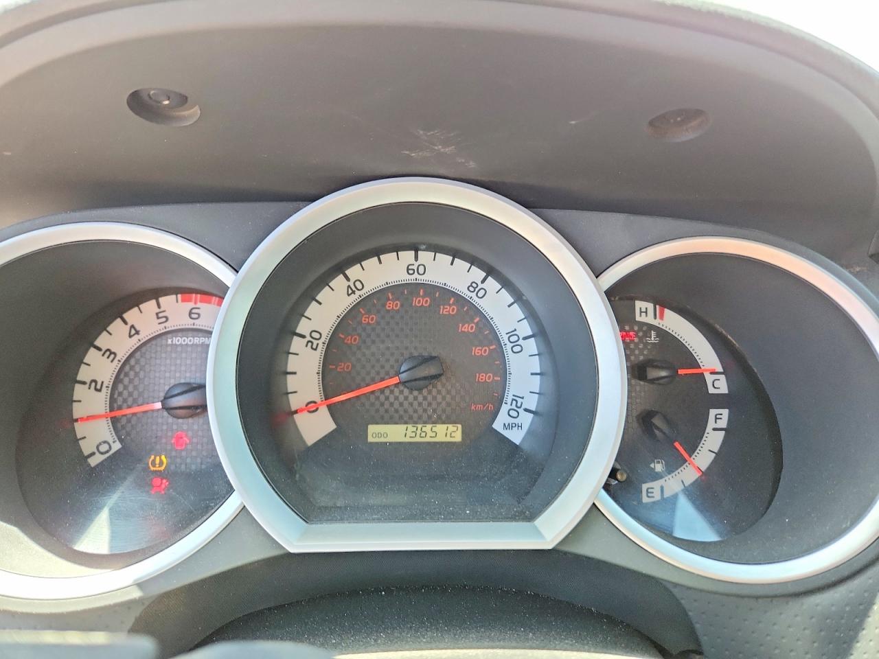 2013 Toyota Tacoma Base White vin: 5TFPX4EN5DX013975