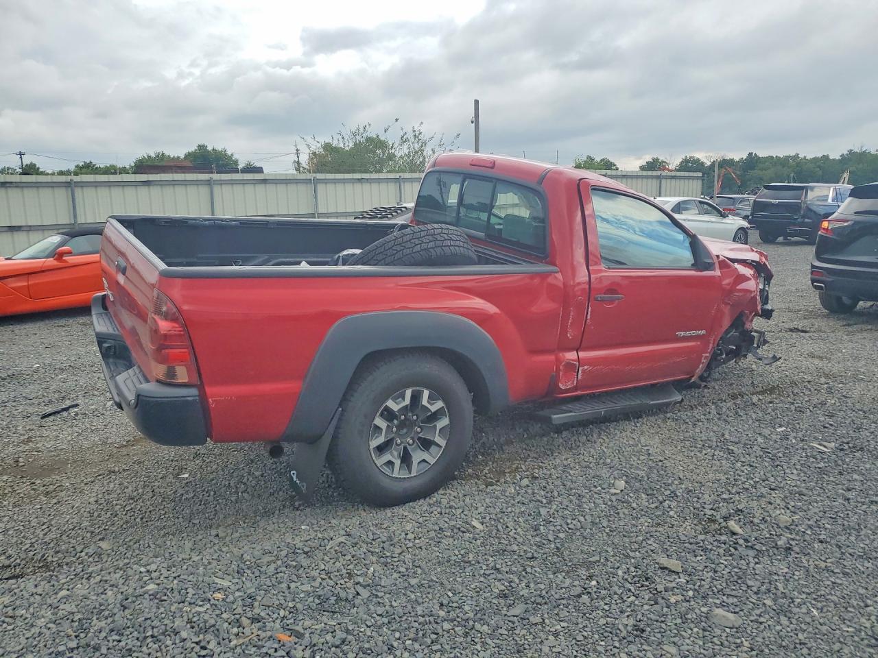 Toyota Tacoma Maroon vin: 5TFPX4EN5EX019194