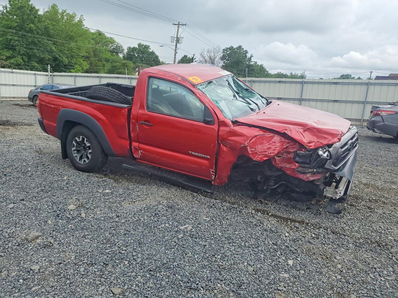 Toyota Tacoma Maroon vin: 5TFPX4EN5EX019194