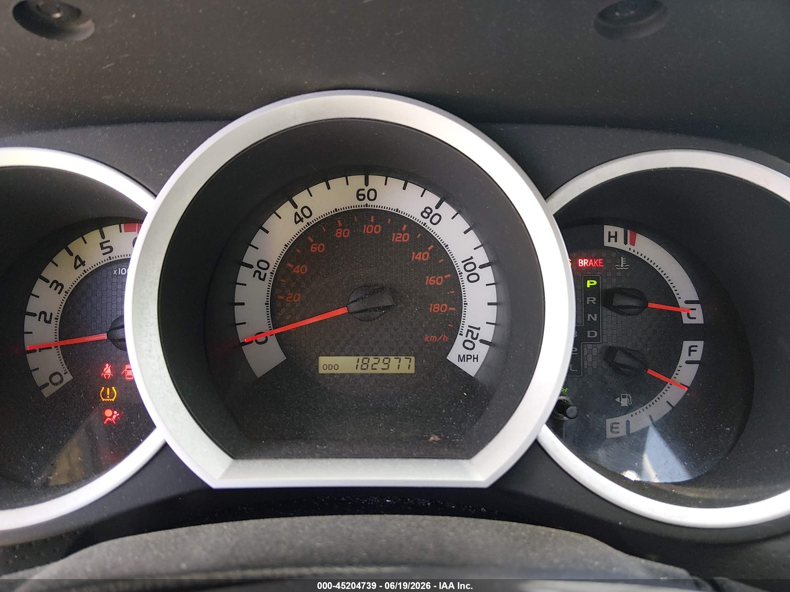 2014 Toyota Tacoma   White vin: 5TFPX4EN5EX023147